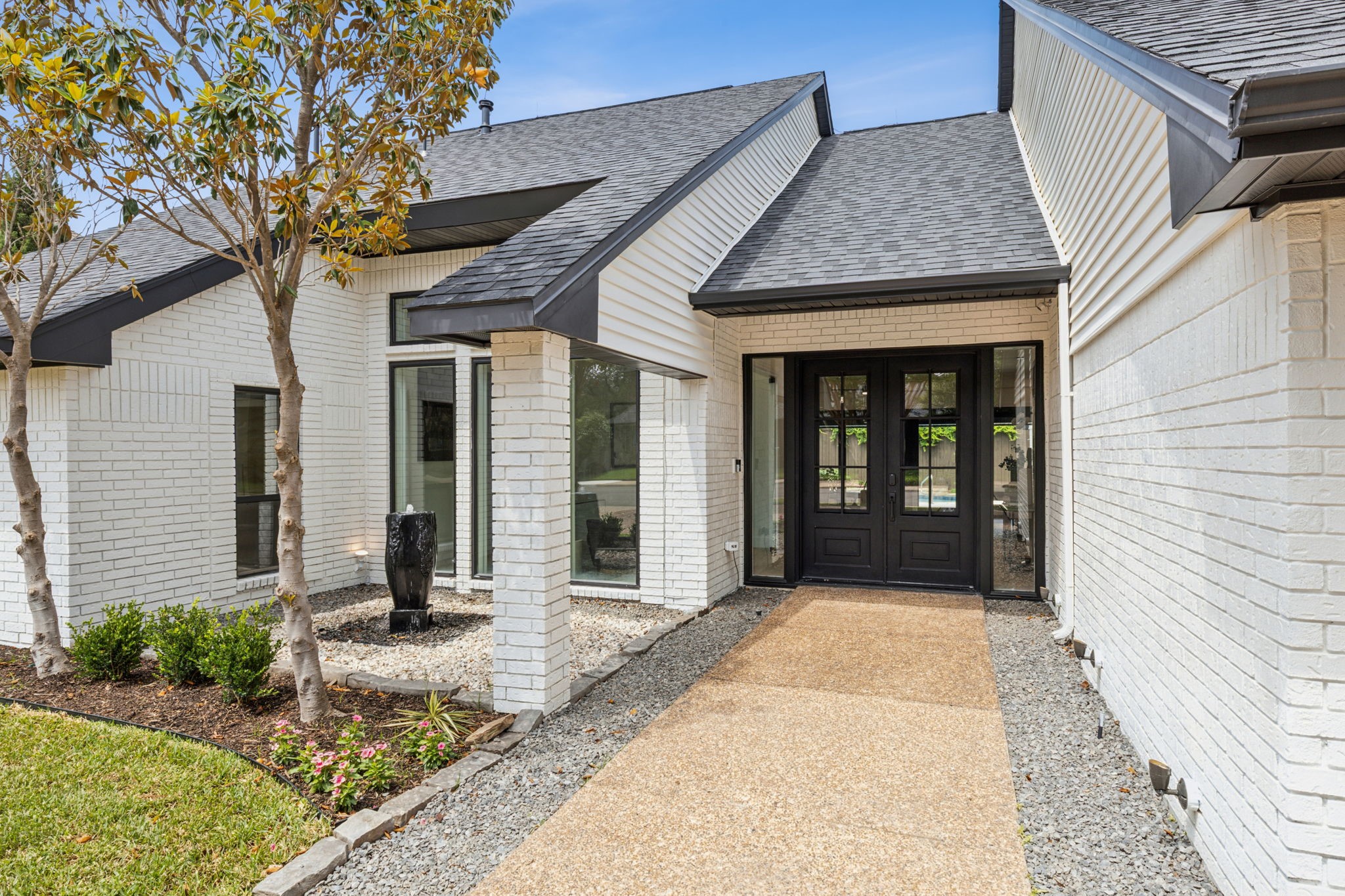 5702 Glen Heather Drive Dallas TX 75252