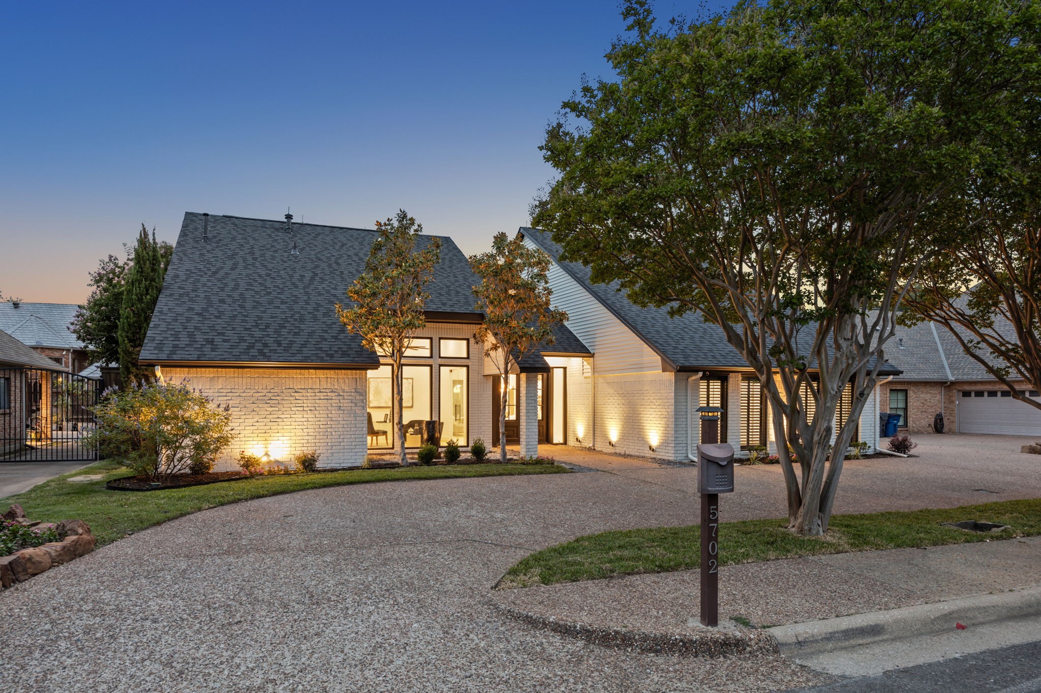 5702 Glen Heather Drive Dallas TX 75252