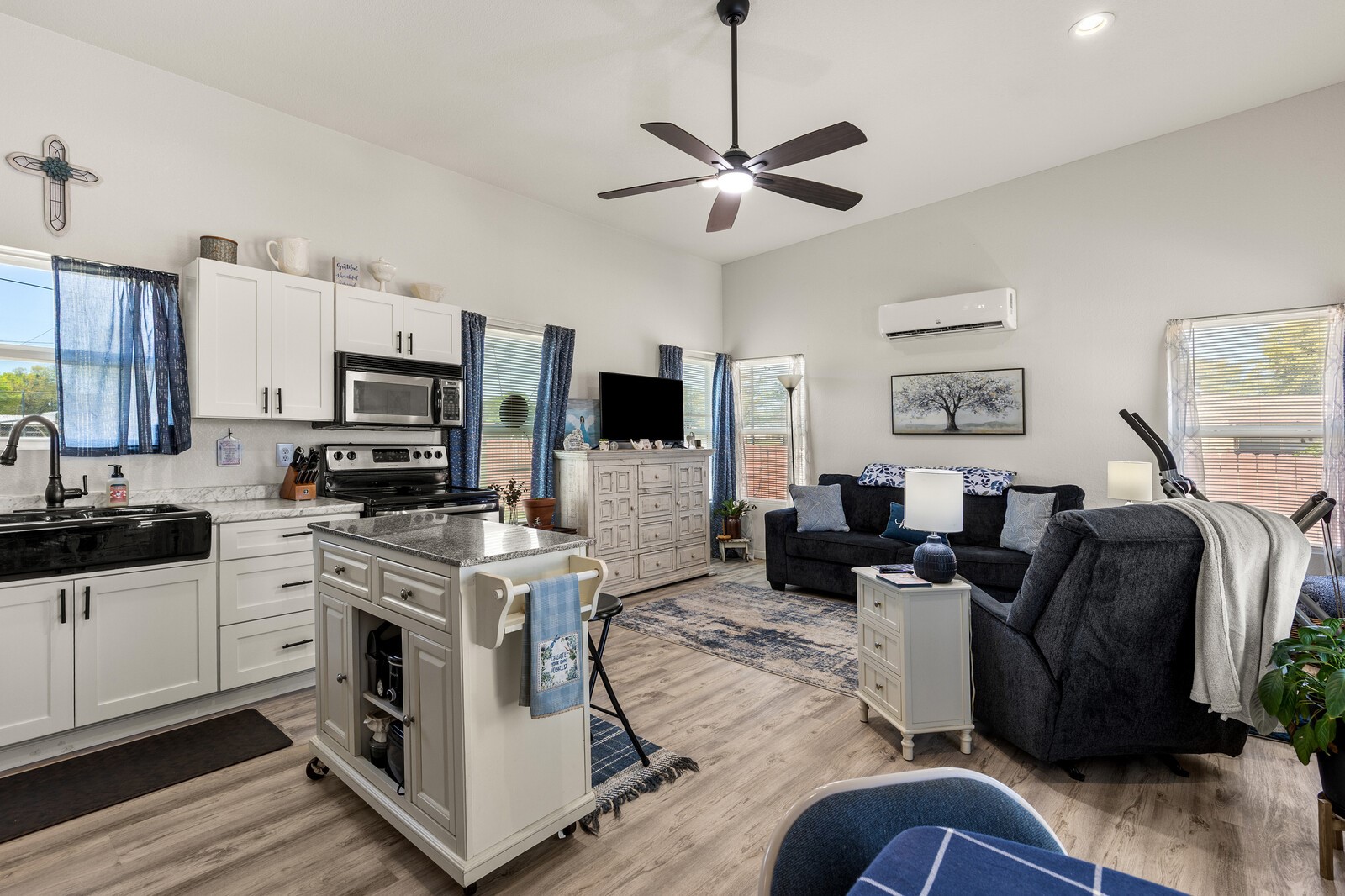 804 Cherry Drive Groesbeck TX 76642