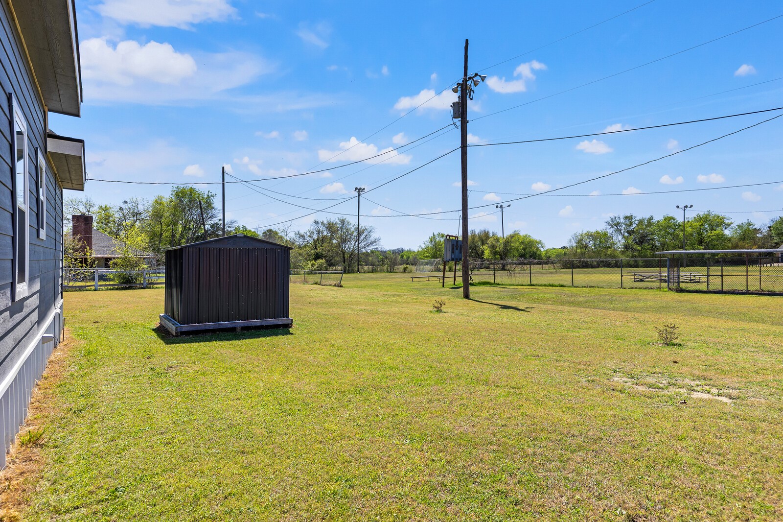 804 Cherry Drive Groesbeck TX 76642