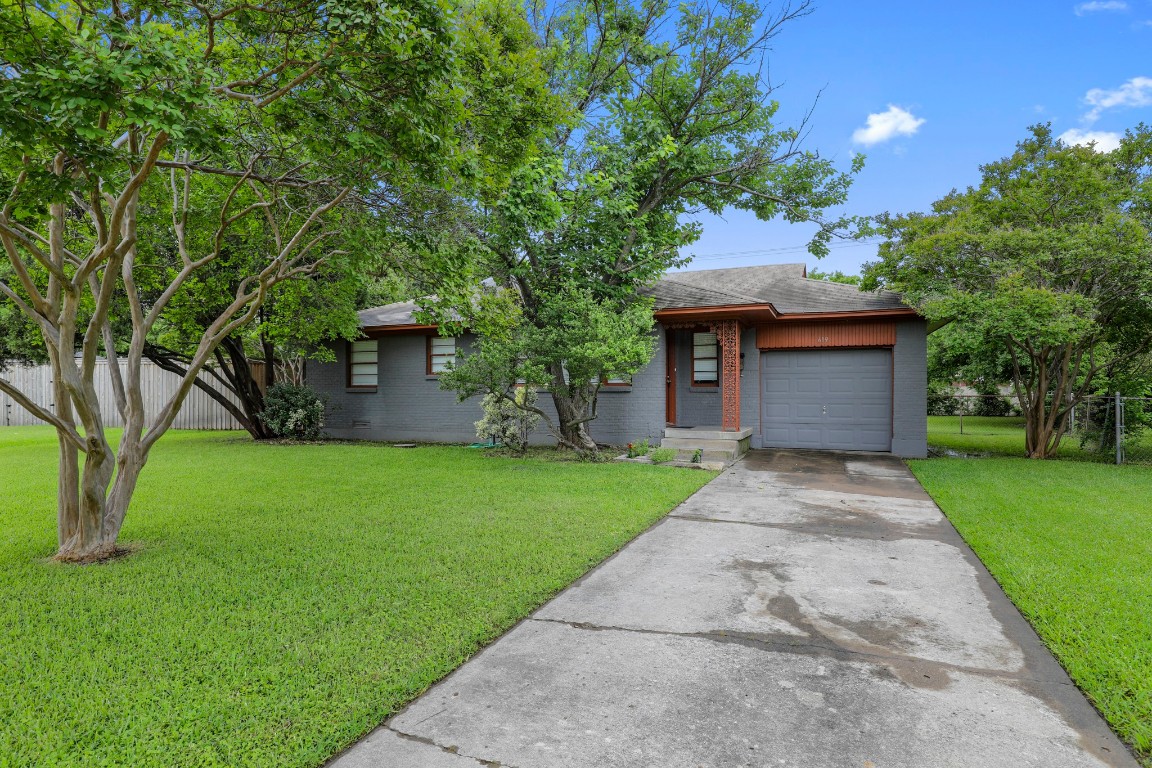 619 Nottingham Drive Richardson TX 75080