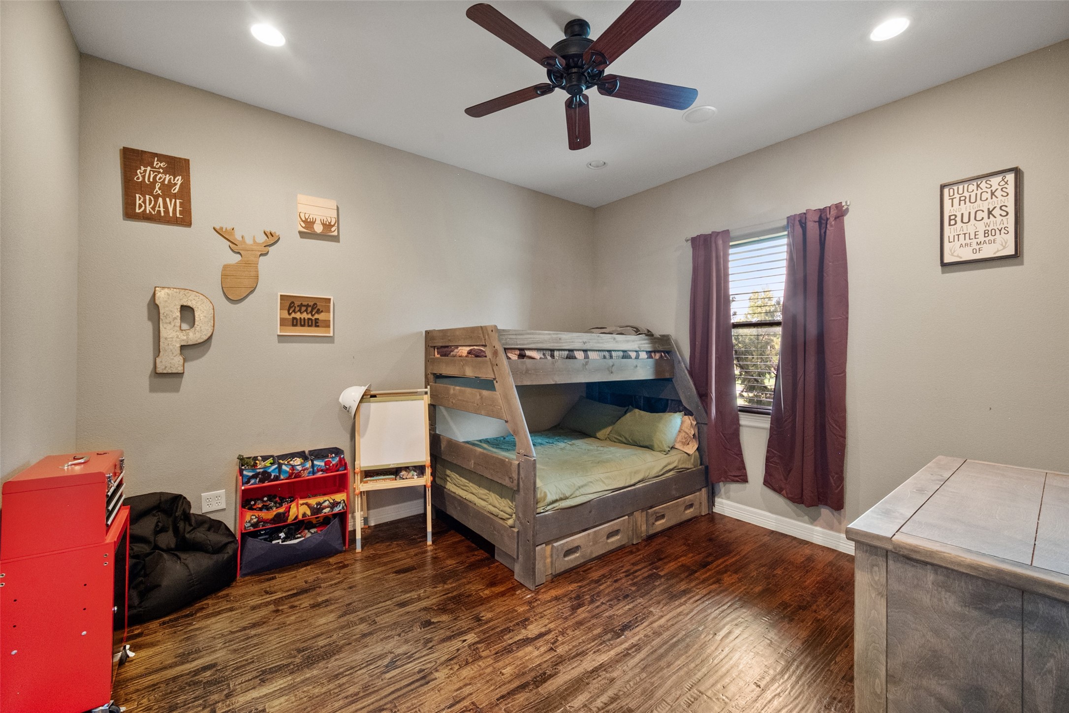 606 Sunset Point Kerens TX 75144