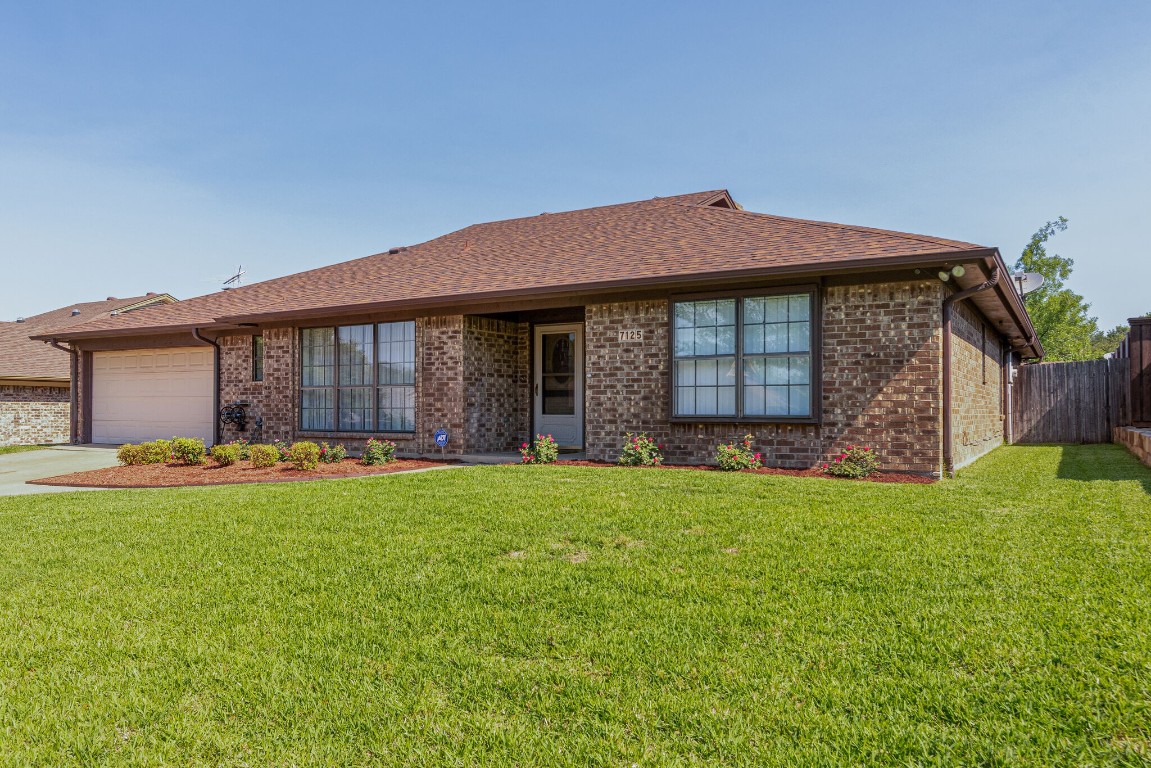 7125 Greenhill Trail North Richland Hills TX 76182