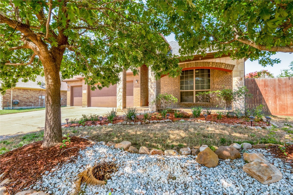 3019 Summerview Drive Grand Prairie TX 75052