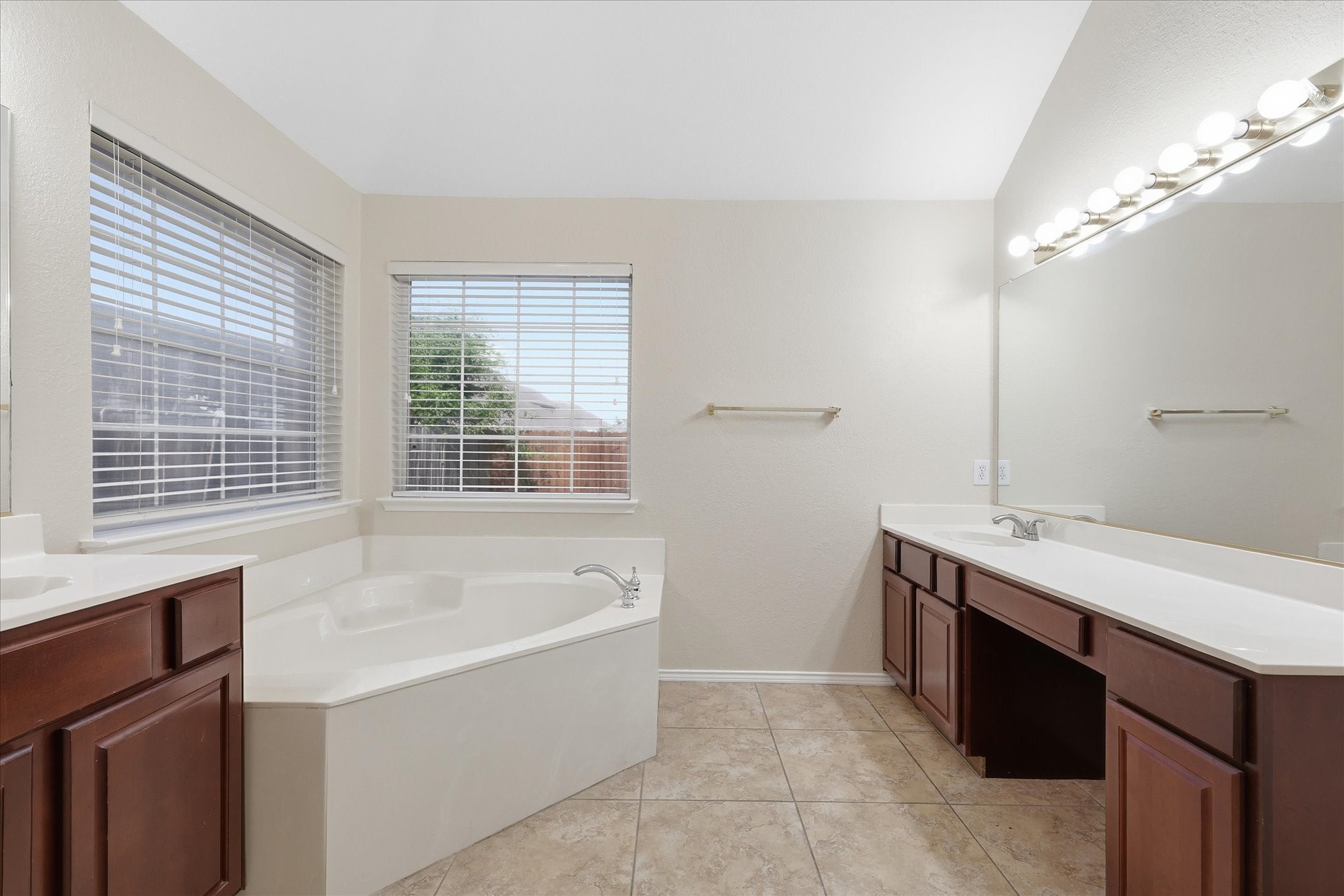 5375 Natchez Trail Fort Worth TX 76137