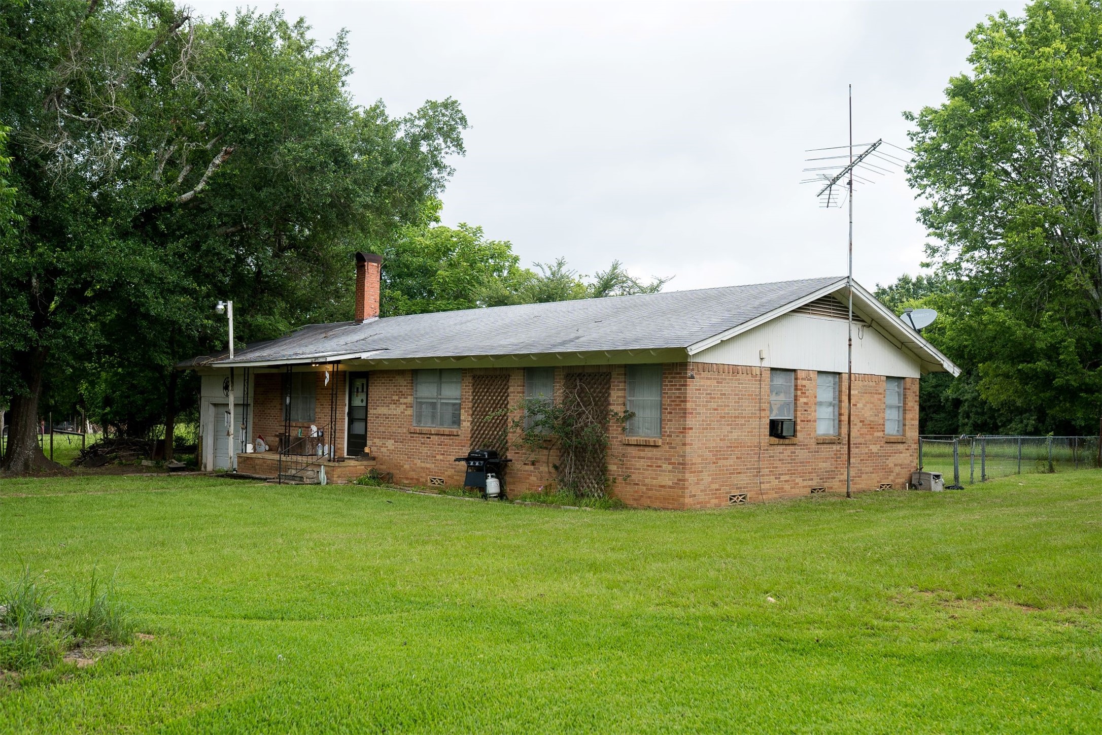 519 An County Road 450 Palestine TX 75803