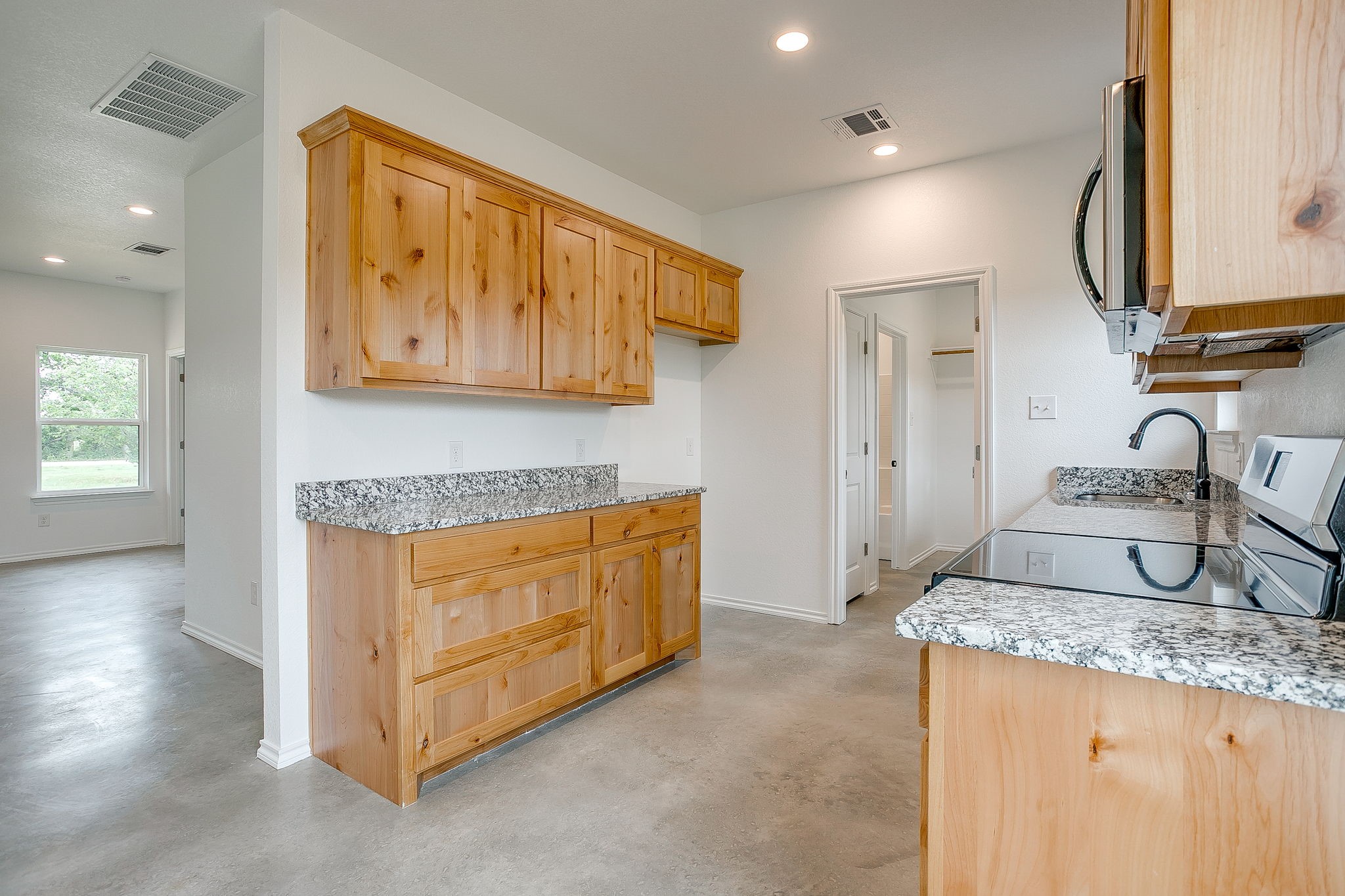 7904 County Road 915 Joshua TX 76058