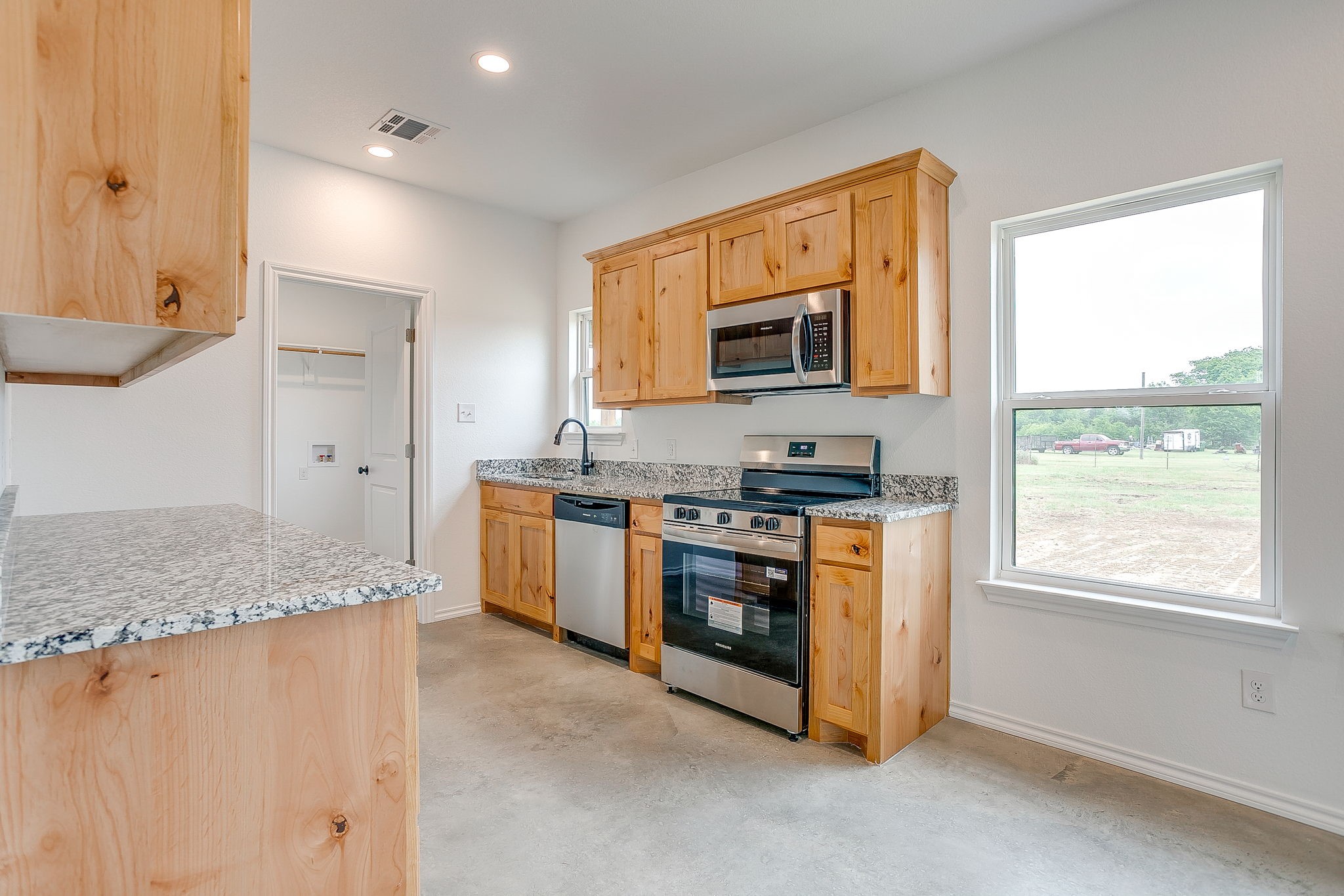 7904 County Road 915 Joshua TX 76058