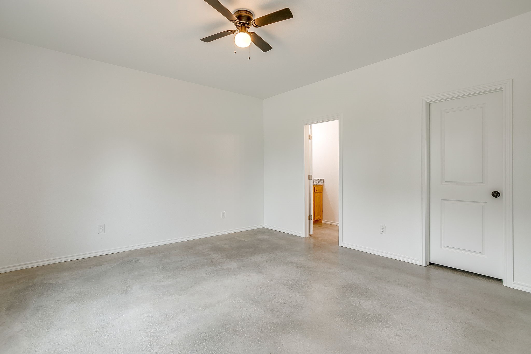 7904 County Road 915 Joshua TX 76058