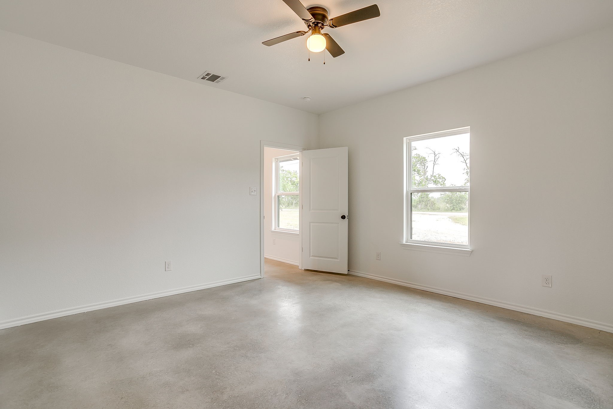 7904 County Road 915 Joshua TX 76058