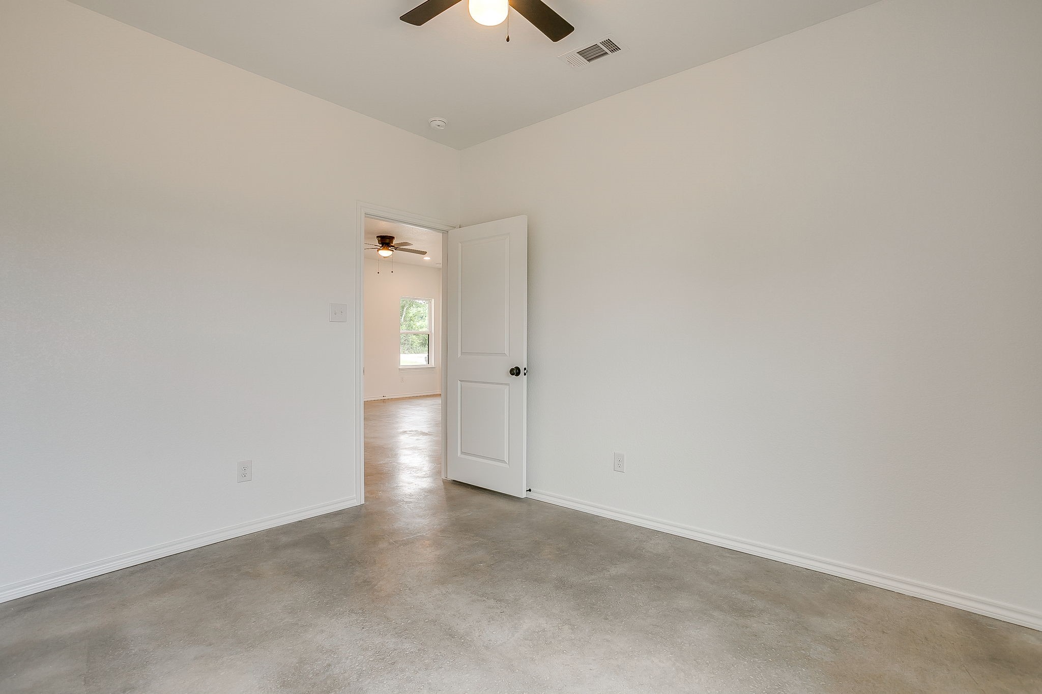 7904 County Road 915 Joshua TX 76058
