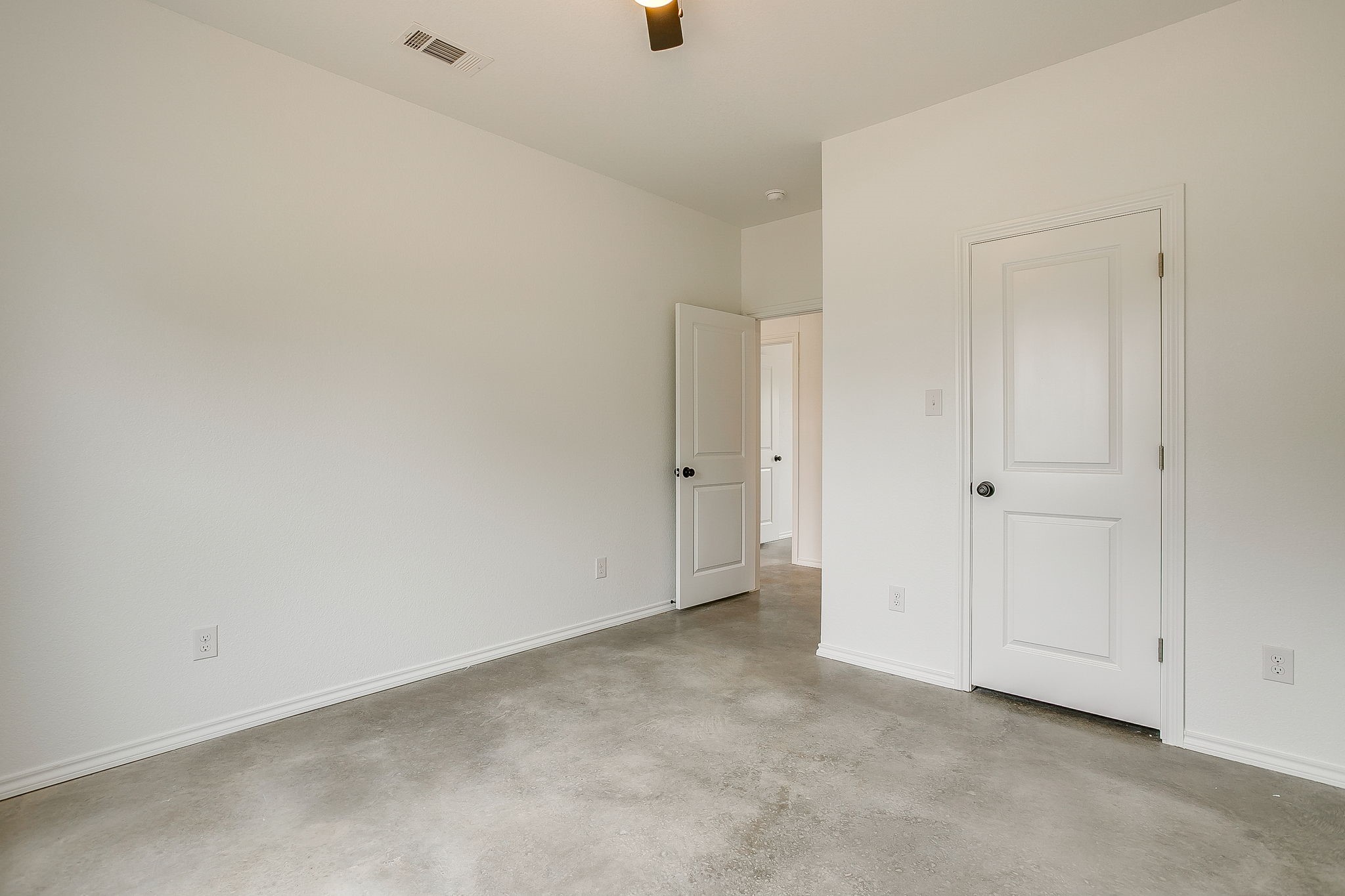 7904 County Road 915 Joshua TX 76058