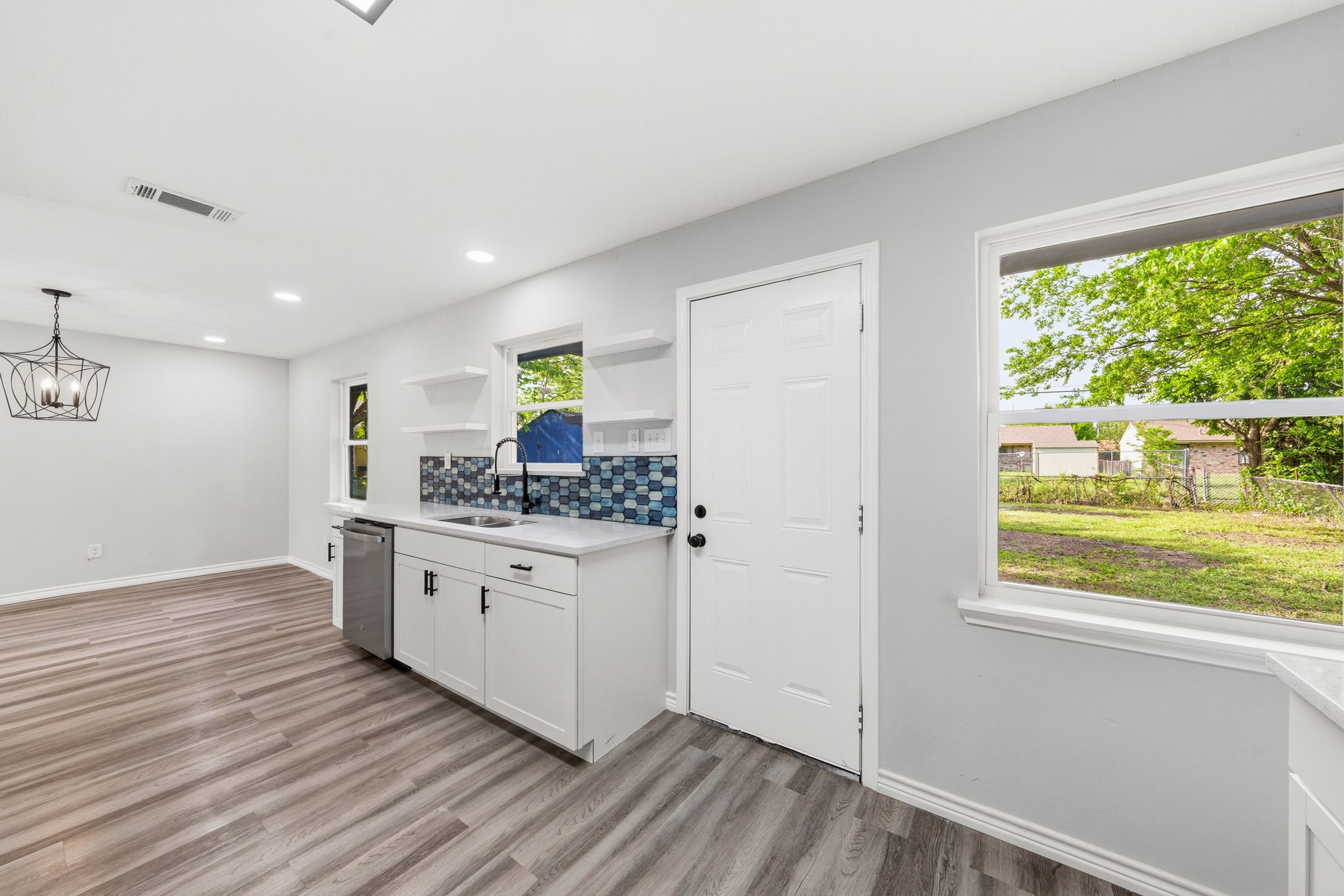 6245 Fenway Street Dallas TX 75217
