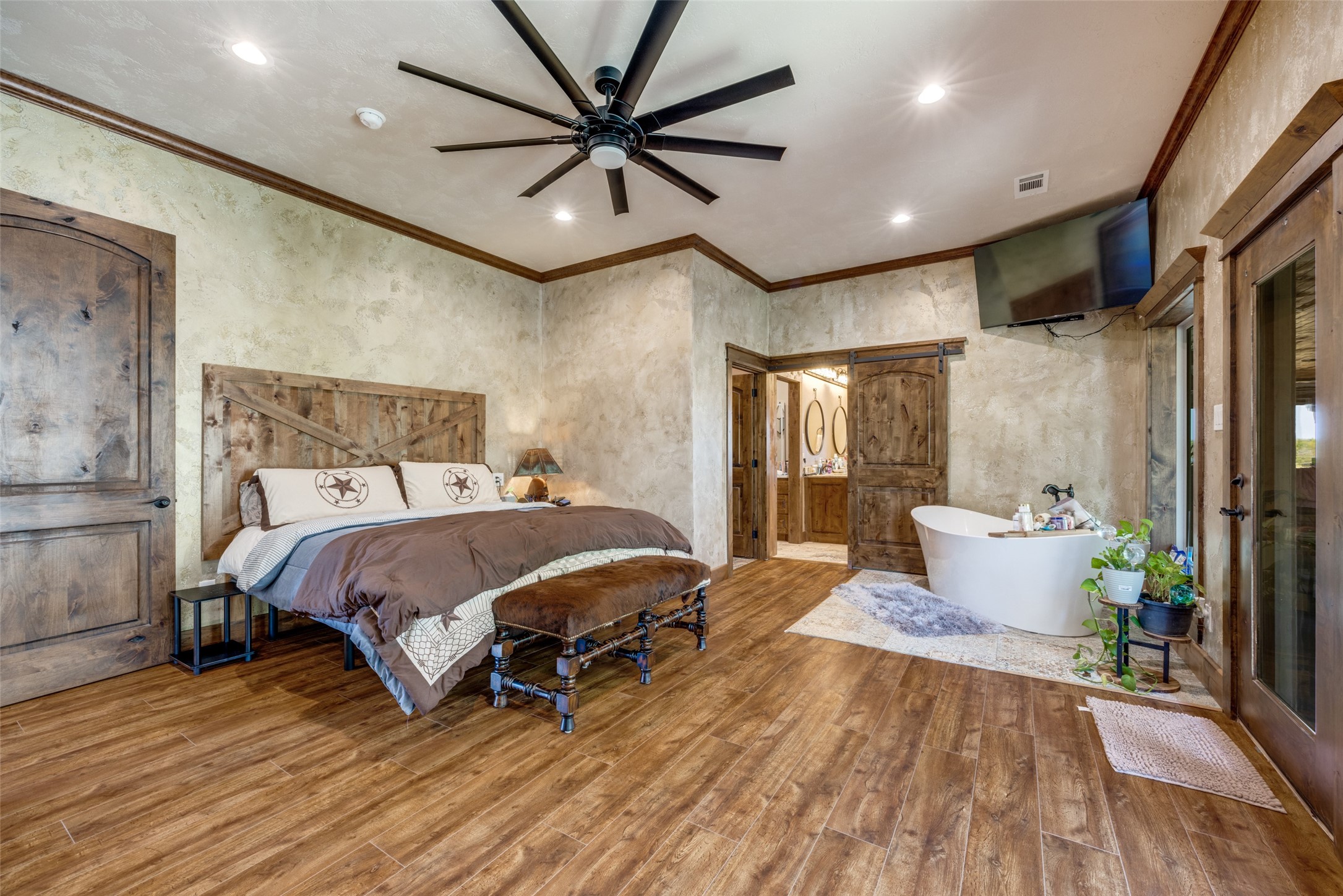 17019 County Road 706 Leonard TX 75452