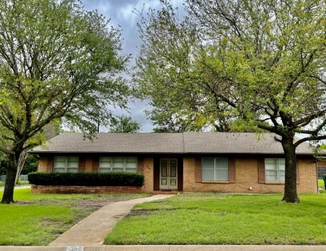 1504 W Josephine Street Mckinney TX 75069