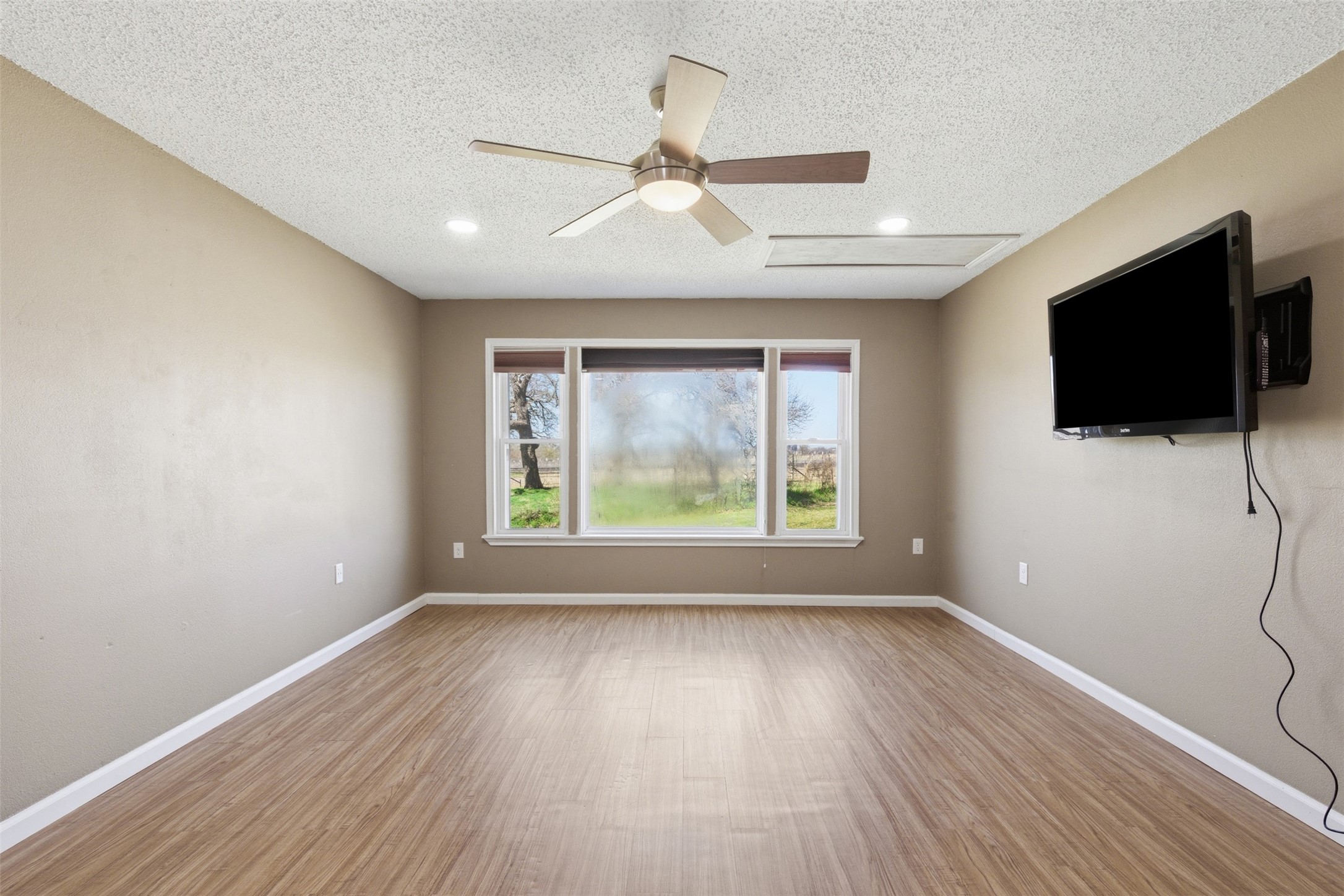 755 County Road 4280 Decatur TX 76234