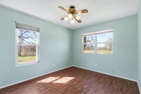 755 County Road 4280 Decatur TX 76234