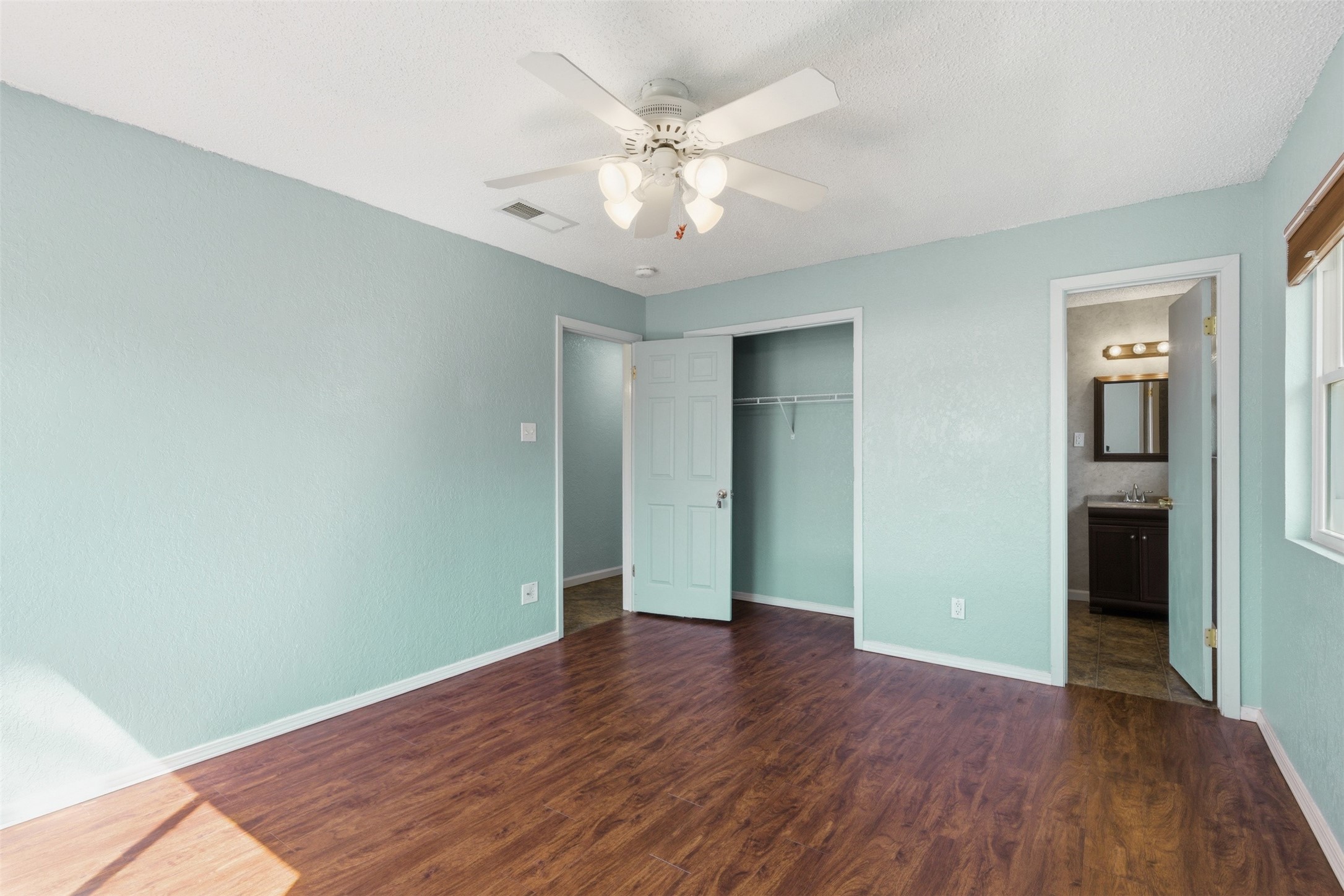 755 County Road 4280 Decatur TX 76234