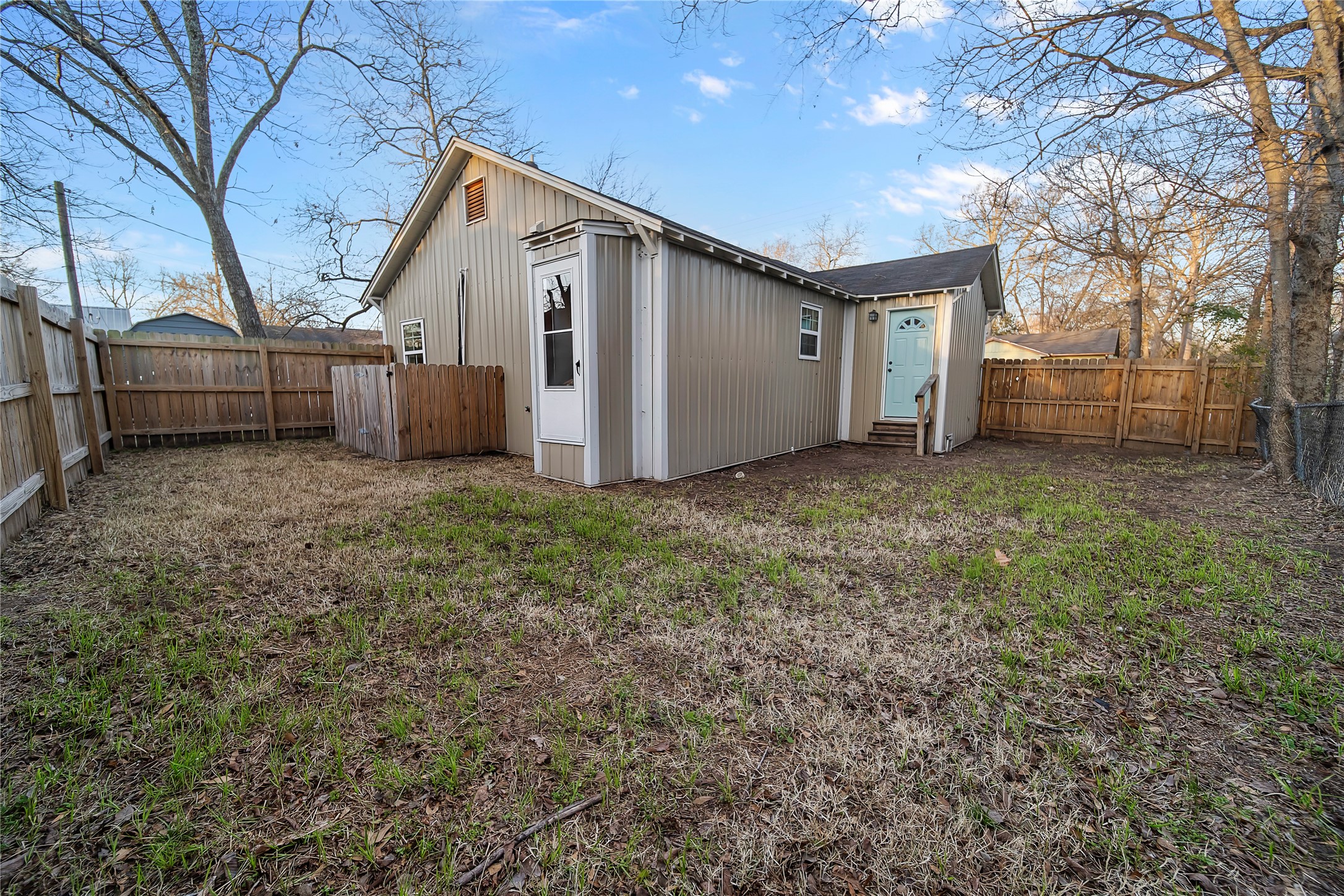 510 Hogg Street Mineola TX 75773