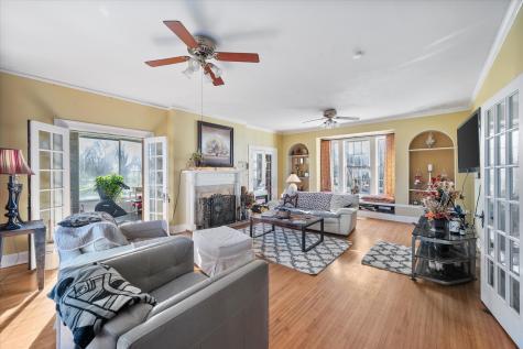 300 5th Street Kerens TX 75144