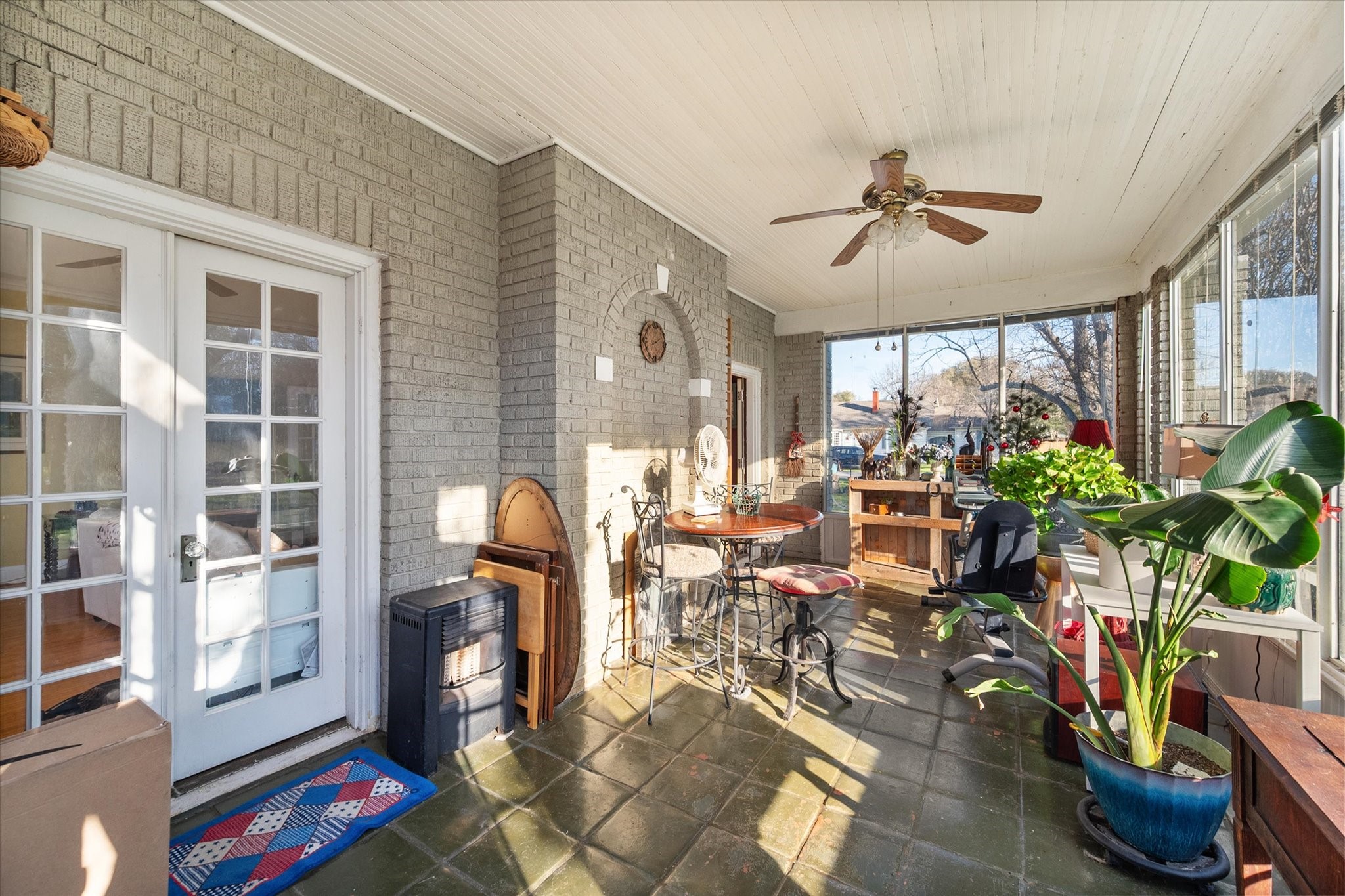 300 5th Street Kerens TX 75144