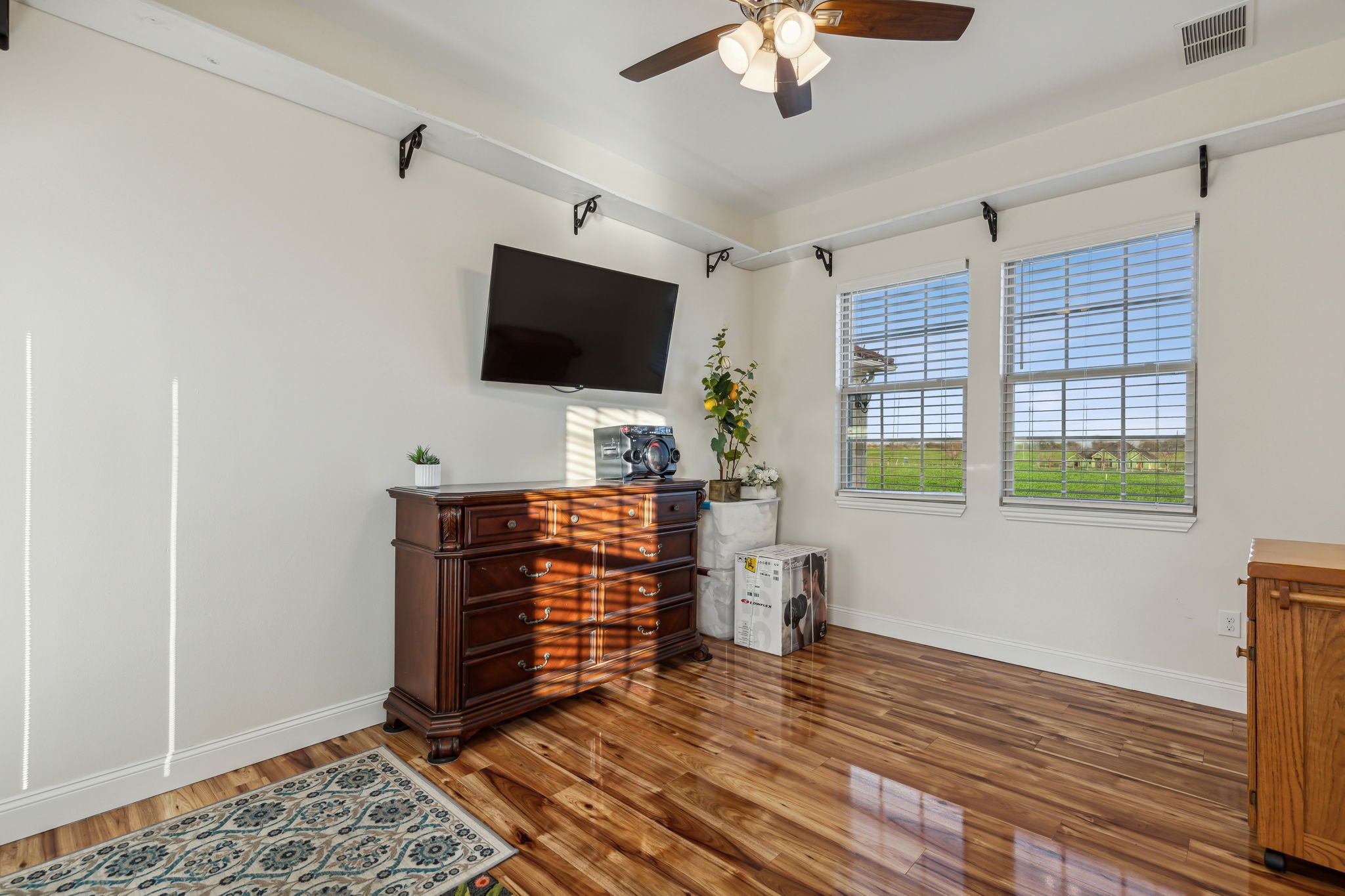 14037 Fm 1173 Krum TX 76249