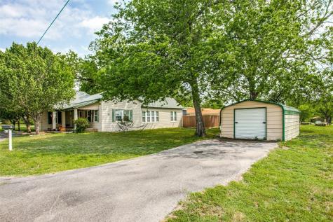 112 N Avenue A Springtown TX 76082