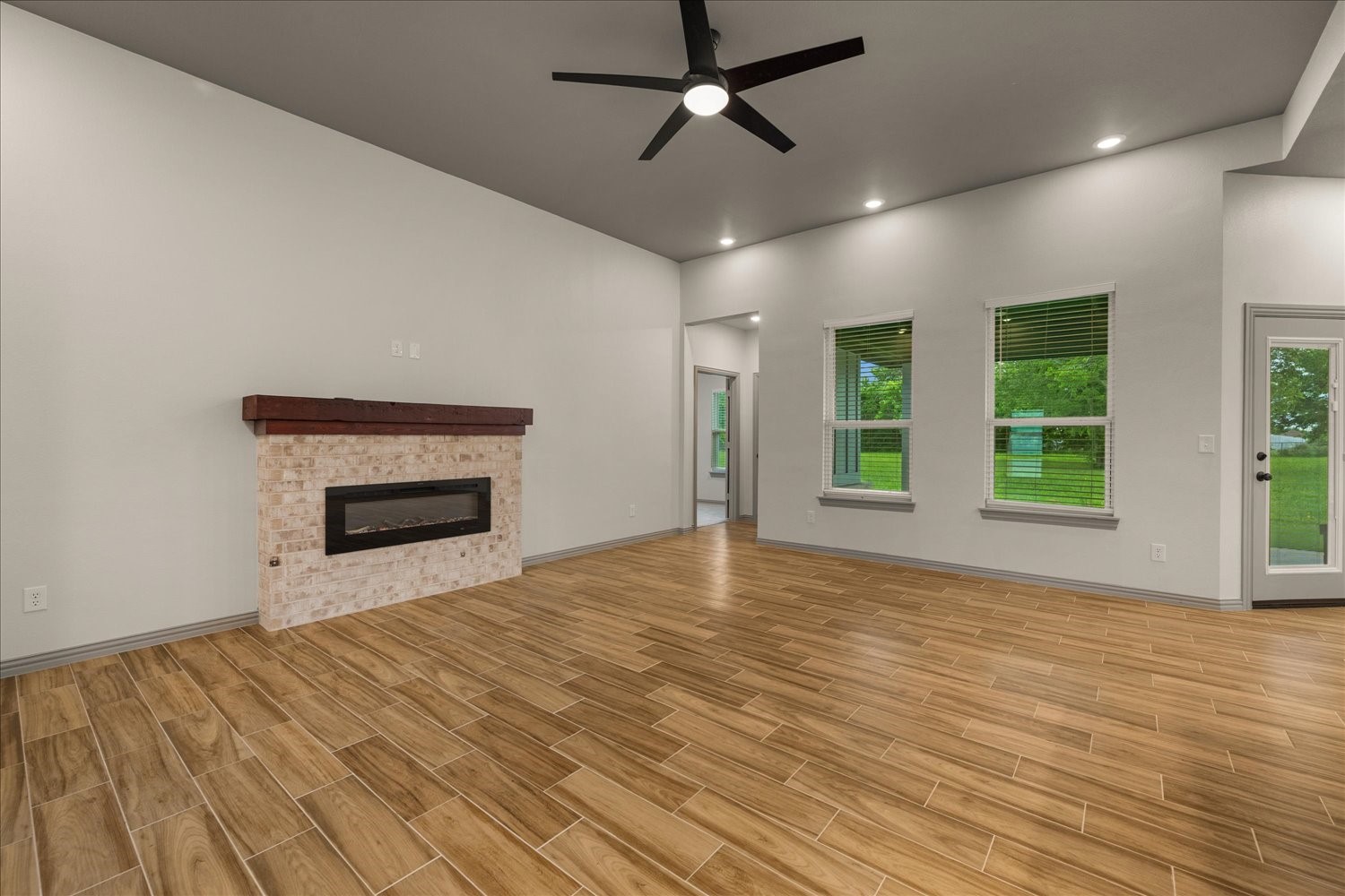 800 County Road 4108 Greenville TX 75401