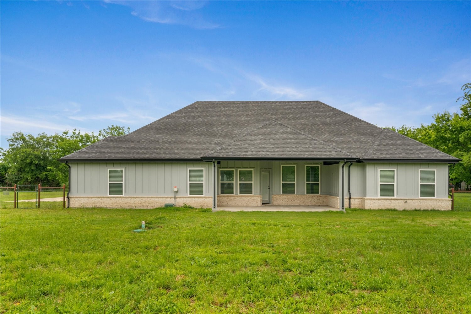 800 County Road 4108 Greenville TX 75401