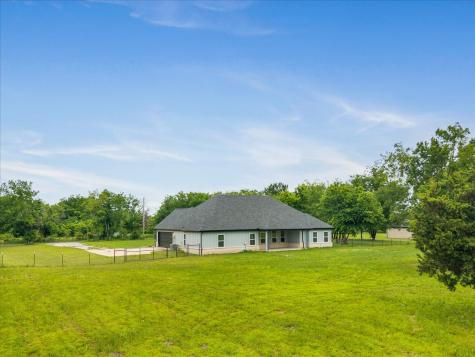 800 County Road 4108 Greenville TX 75401