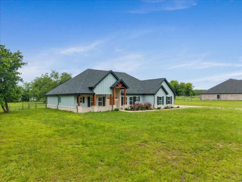 800 County Road 4108 Greenville TX 75401