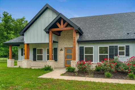 800 County Road 4108 Greenville TX 75401