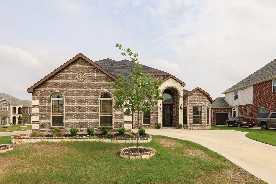 2641 Bonita Drive Grand Prairie TX 75054
