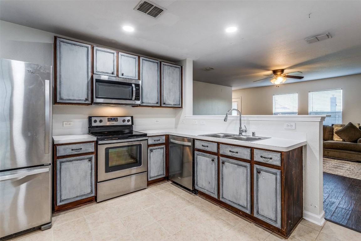 1217 Caroline Drive Princeton TX 75407