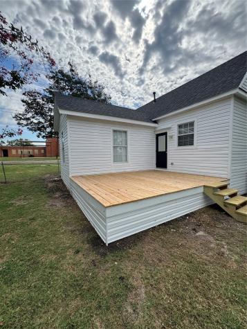 306 N College Street Howe TX 75459