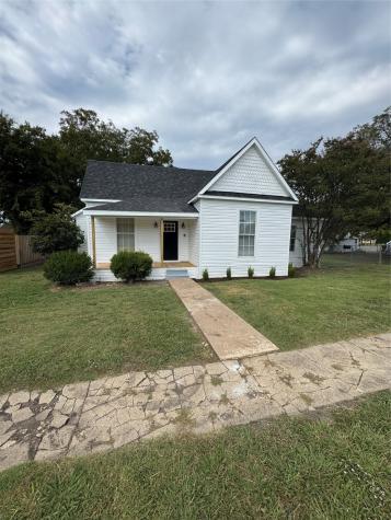 306 N College Street Howe TX 75459
