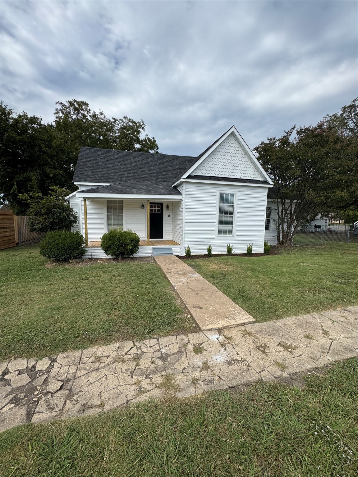 306 N College Street Howe TX 75459