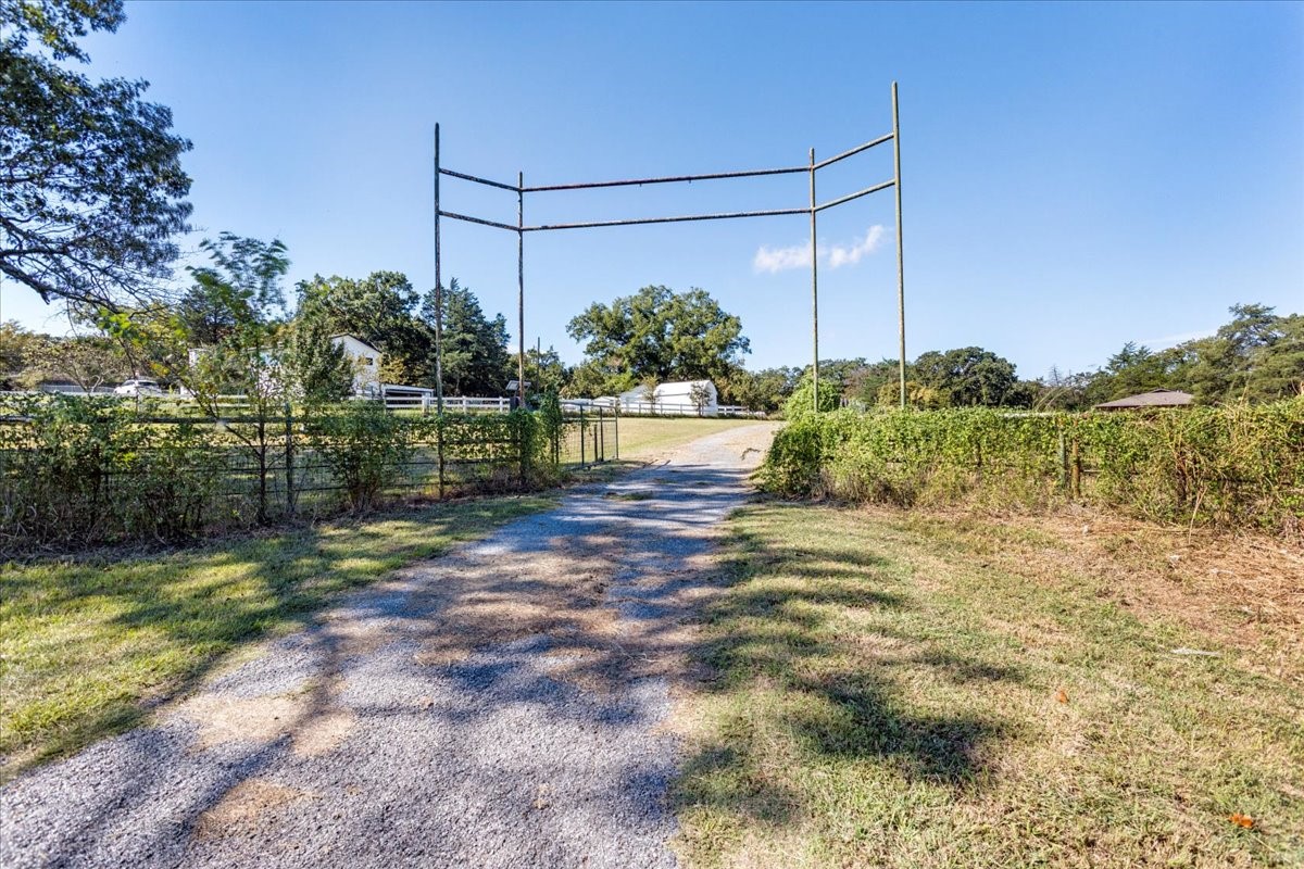 21 Chaparral Estates Drive Denison TX 75021