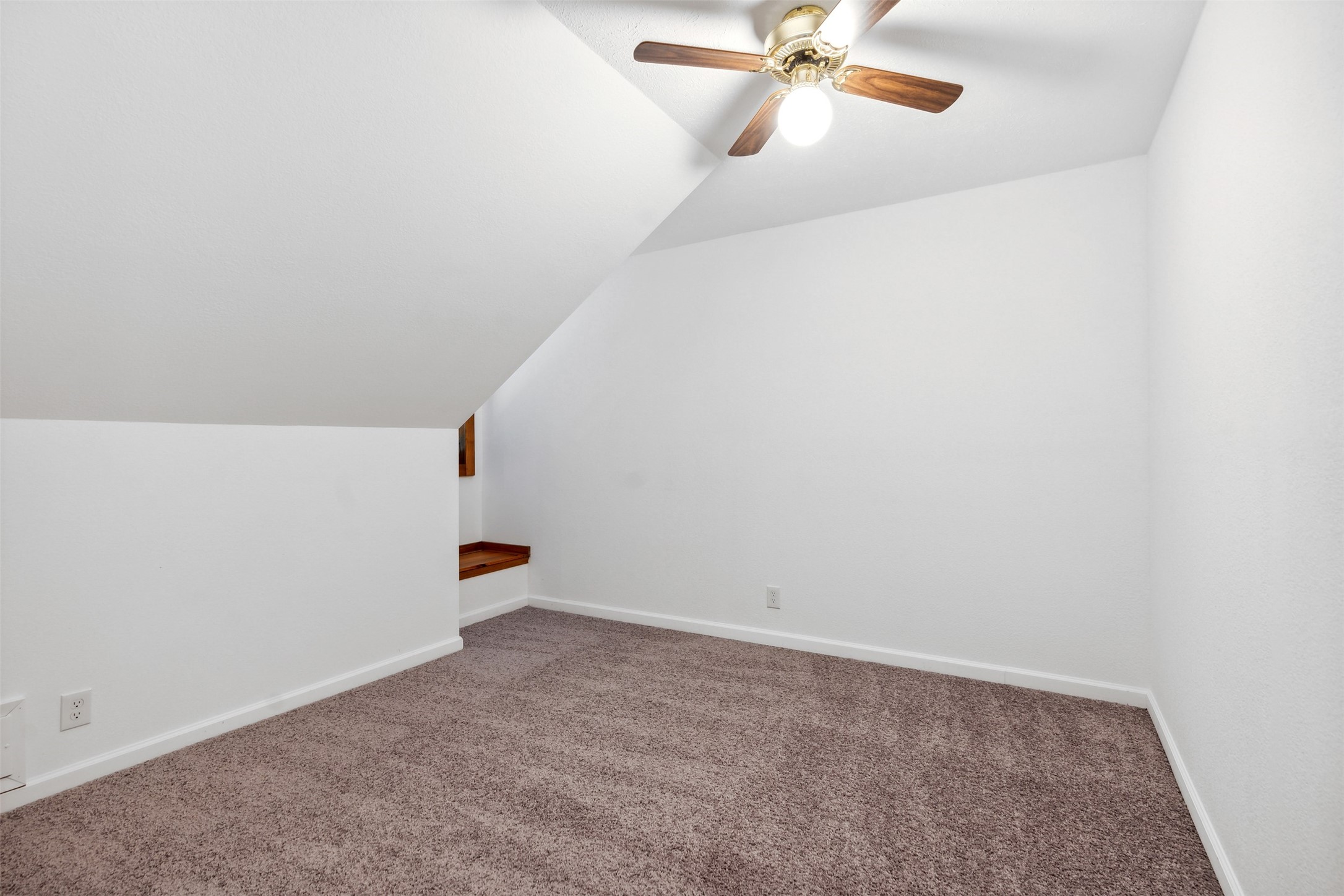5738 E Fm 922 Valley View TX 76272