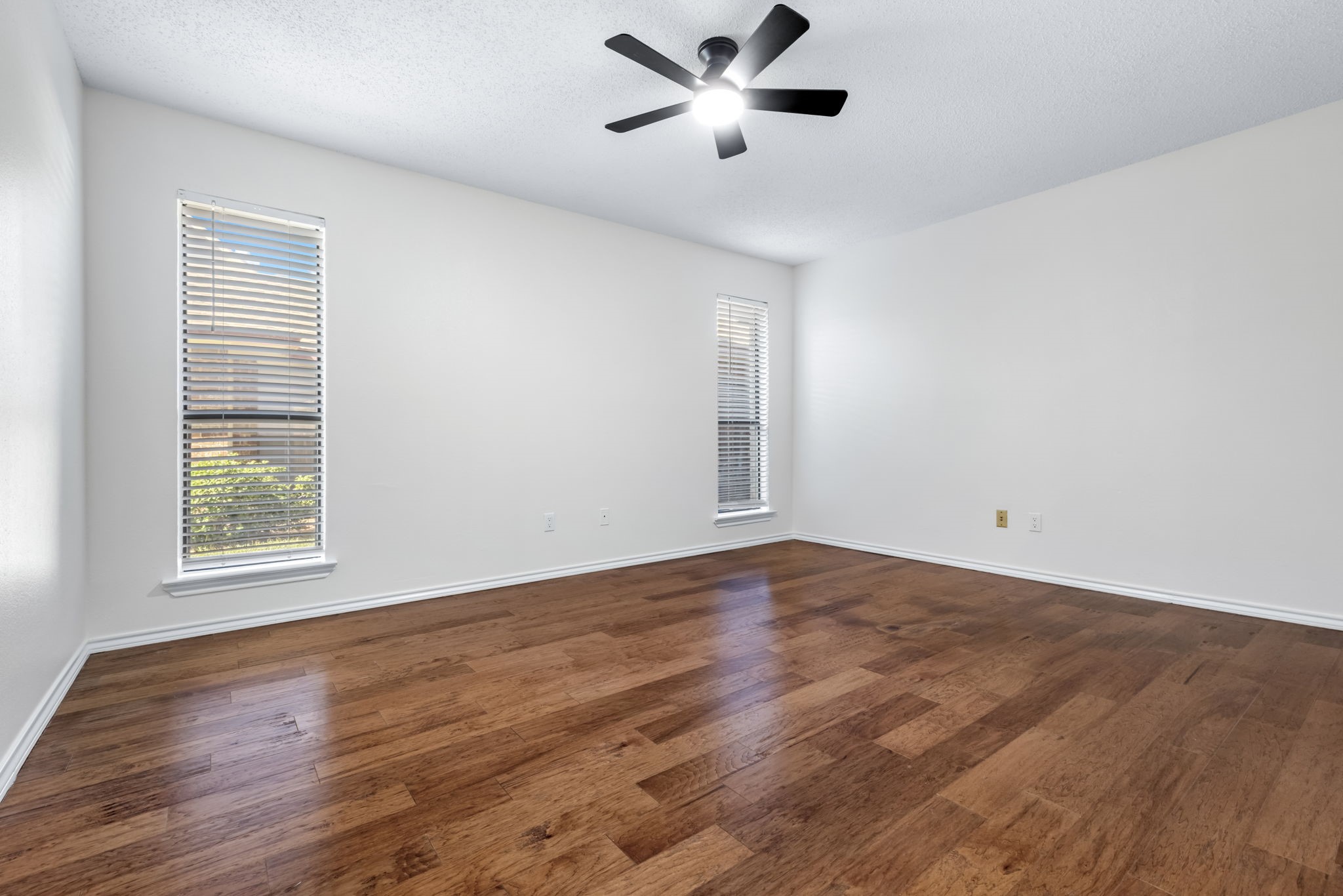 2543 Sundance Lane Dallas TX 75287
