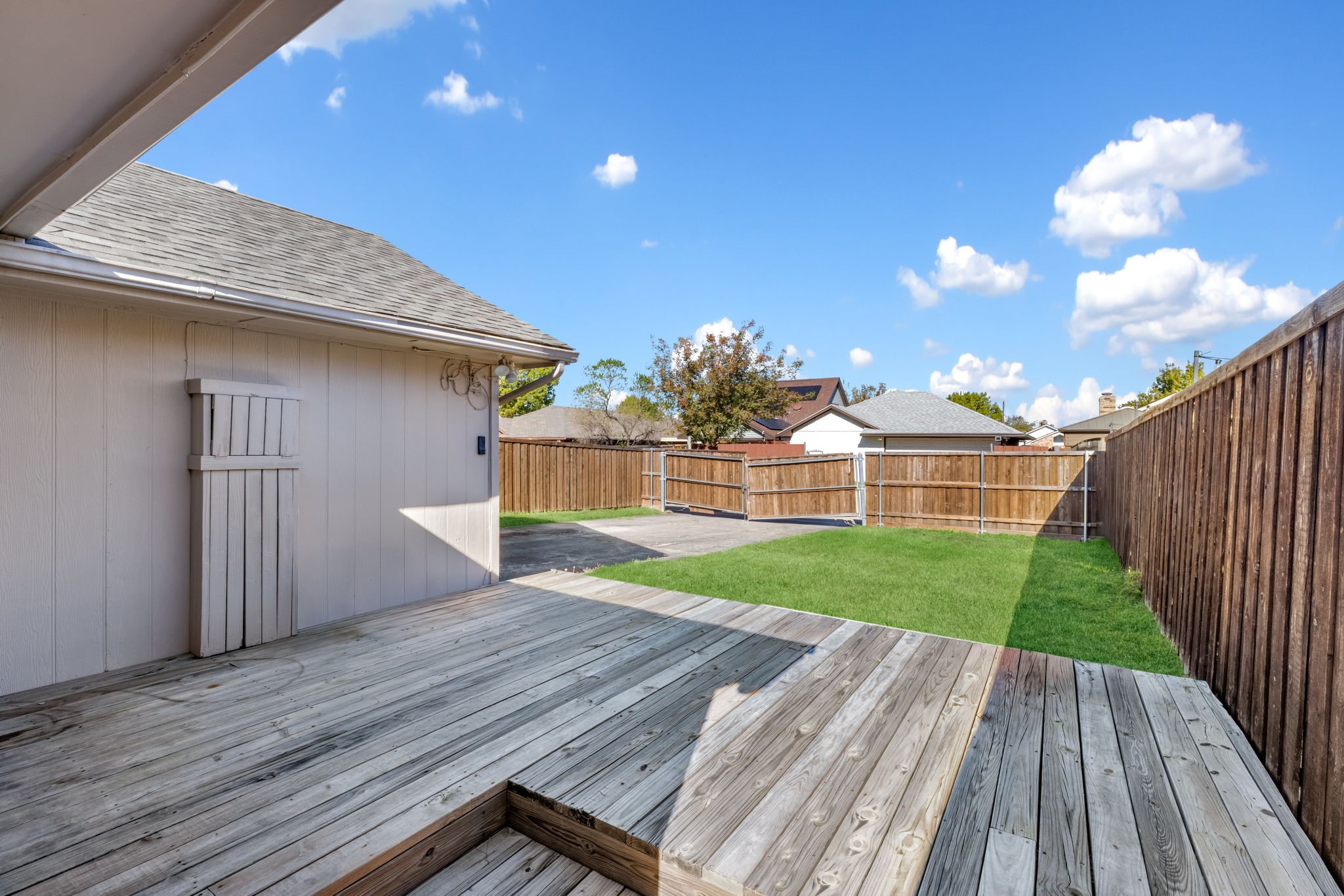 2543 Sundance Lane Dallas TX 75287