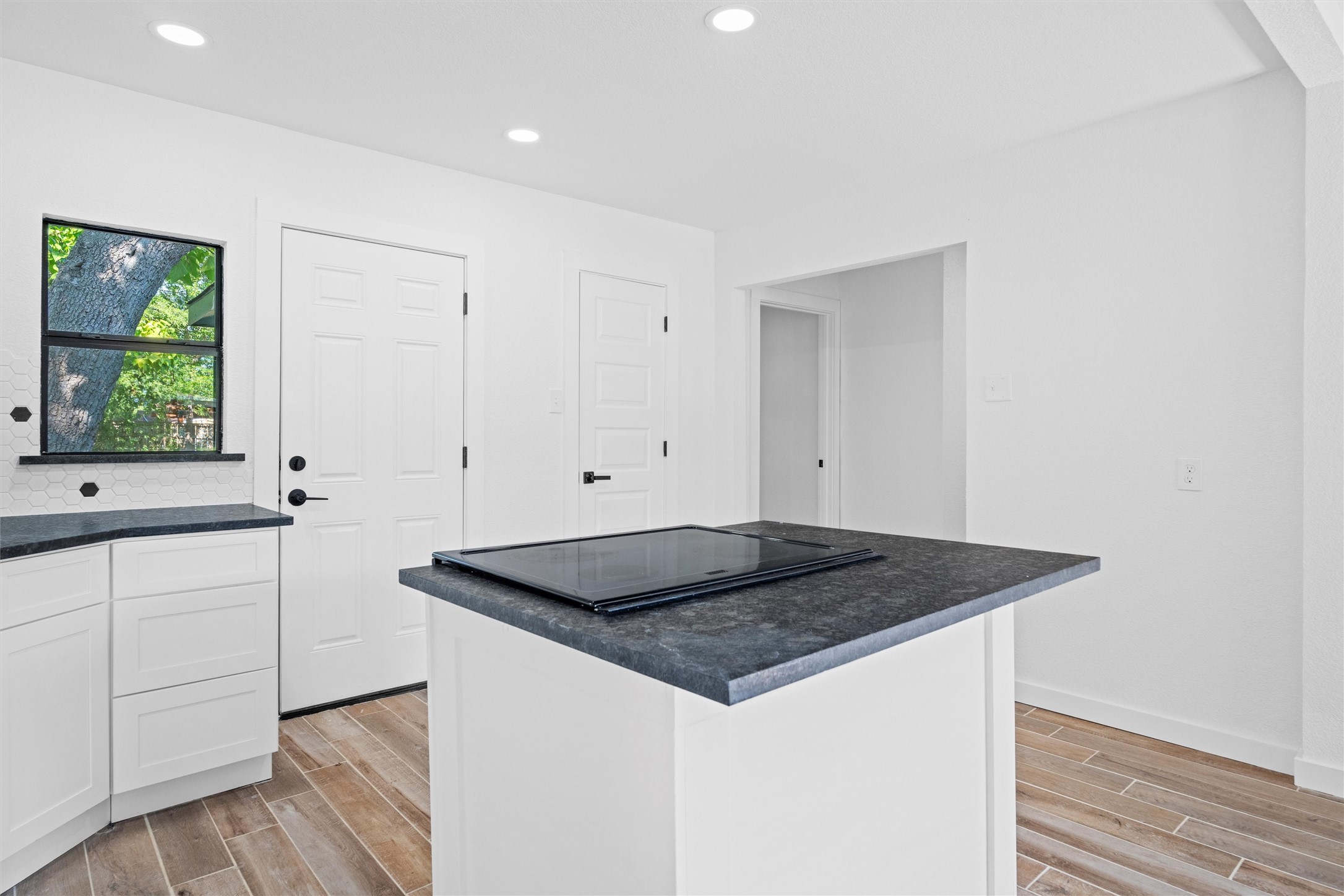902 Skylark Drive Arlington TX 76010