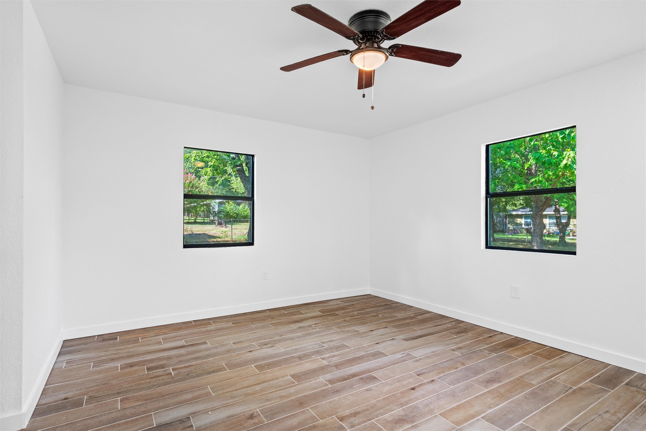 902 Skylark Drive Arlington TX 76010
