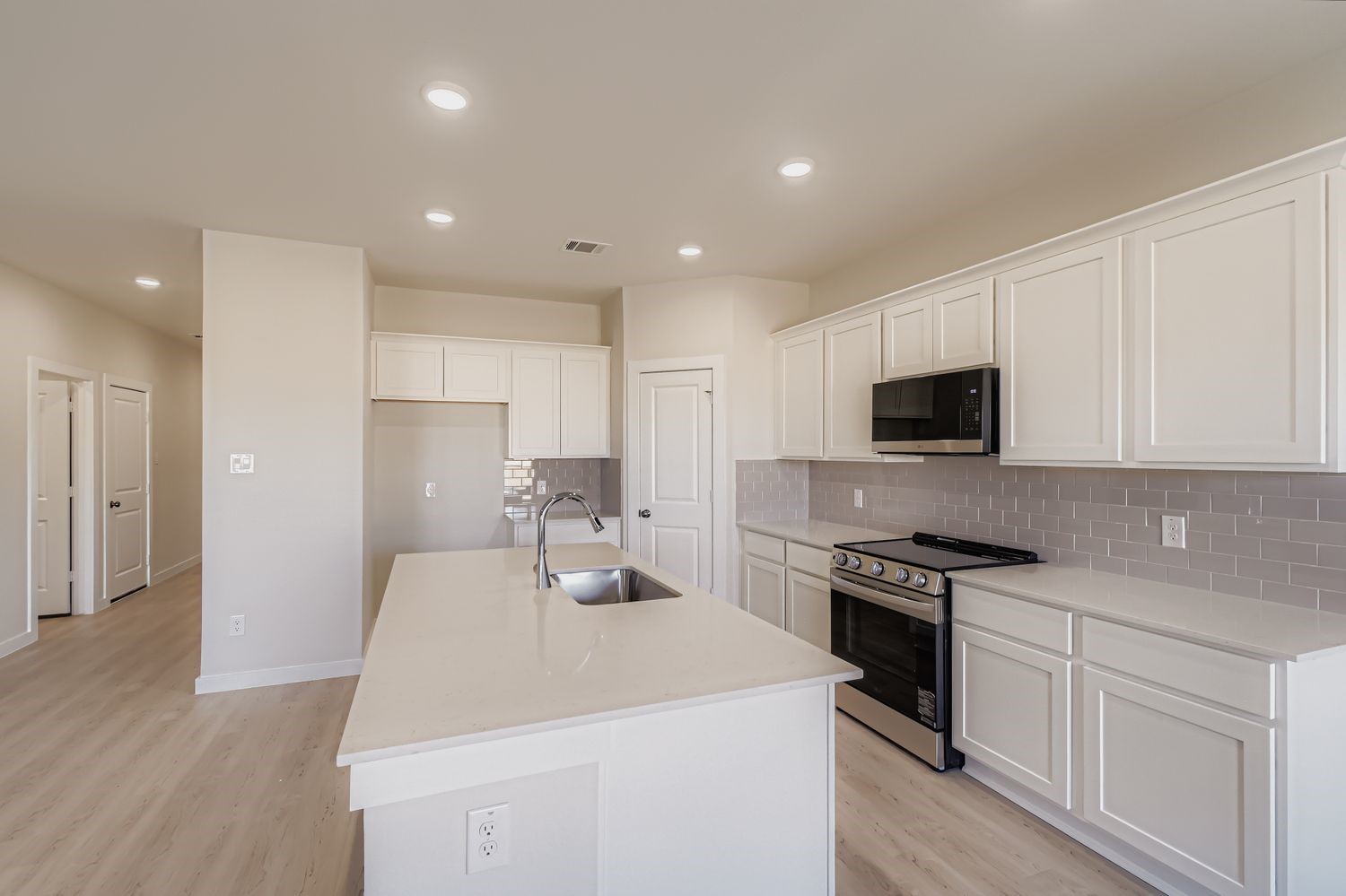 1045 Verde Valley Lane Crowley TX 76036