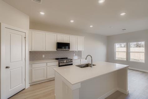 1045 Verde Valley Lane Crowley TX 76036