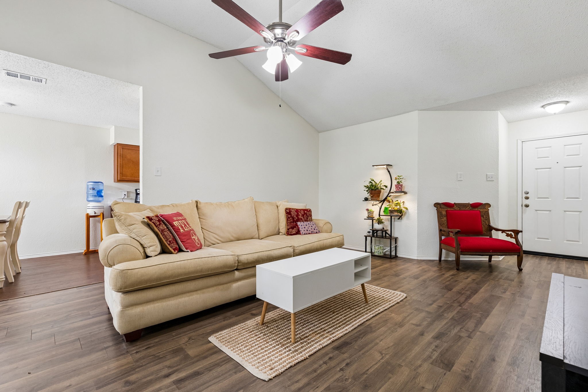 825 Bristol Avenue Saginaw TX 76179