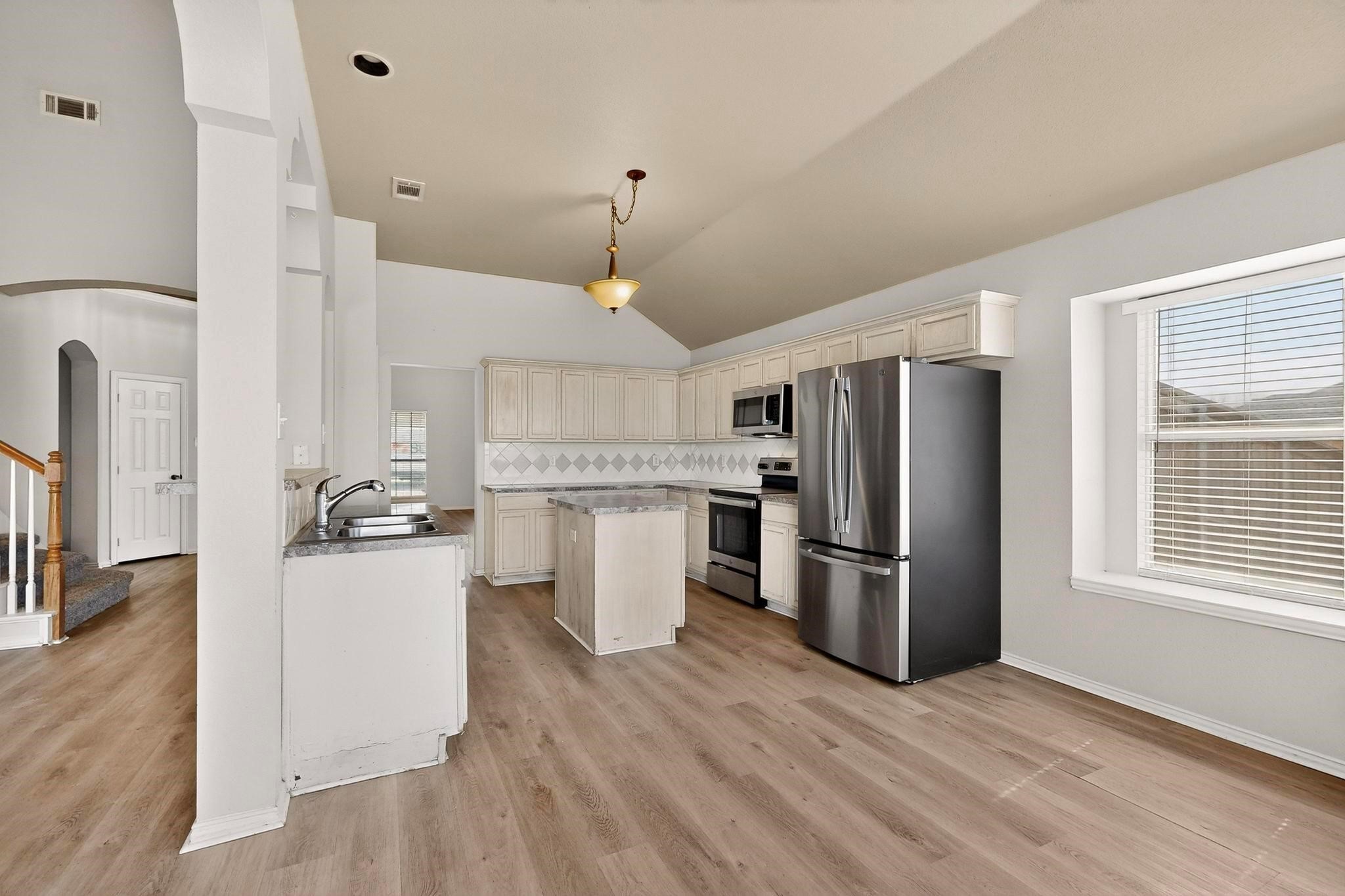 761 Meghann Lane Waxahachie TX 75167