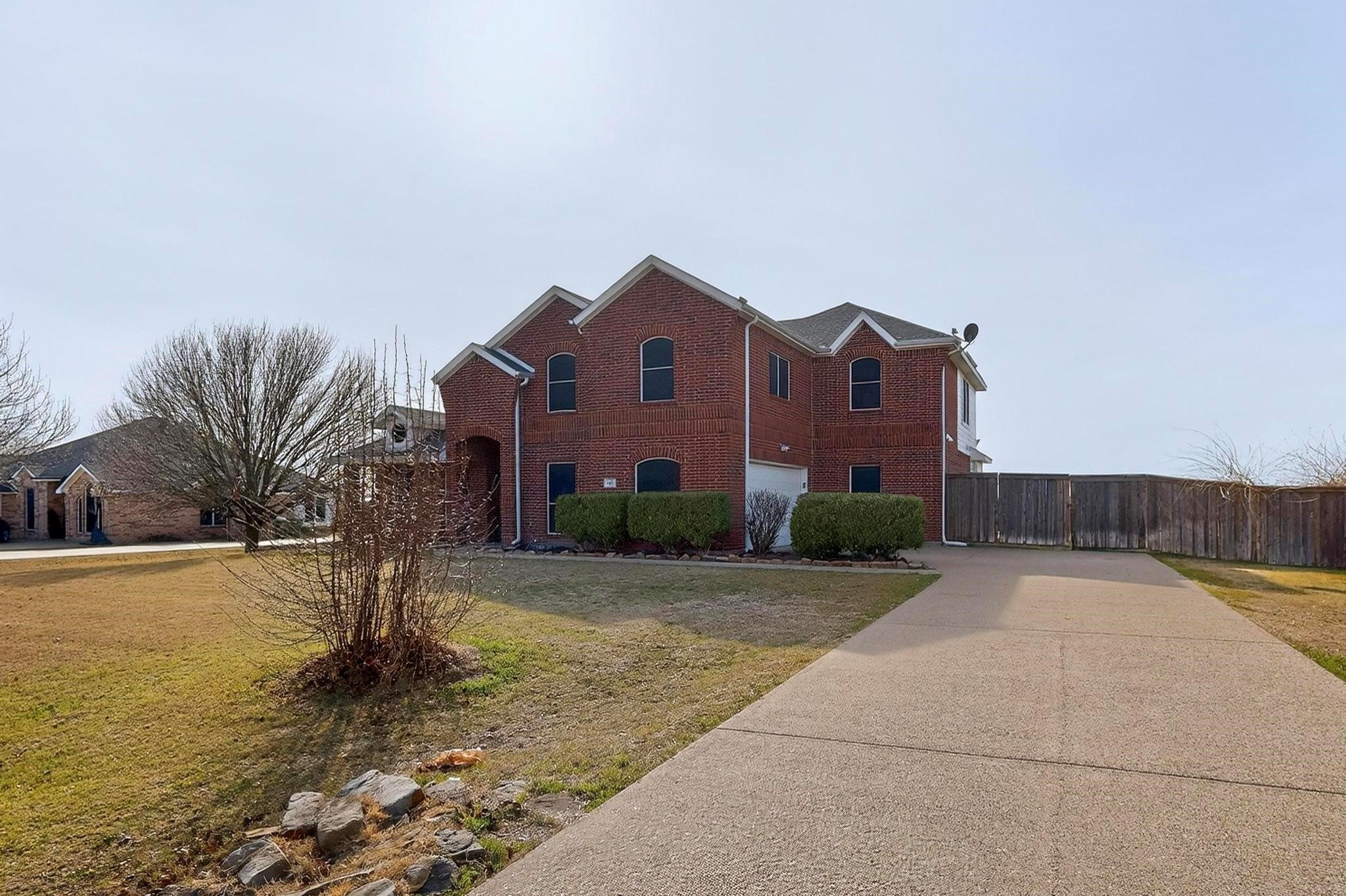 761 Meghann Lane Waxahachie TX 75167