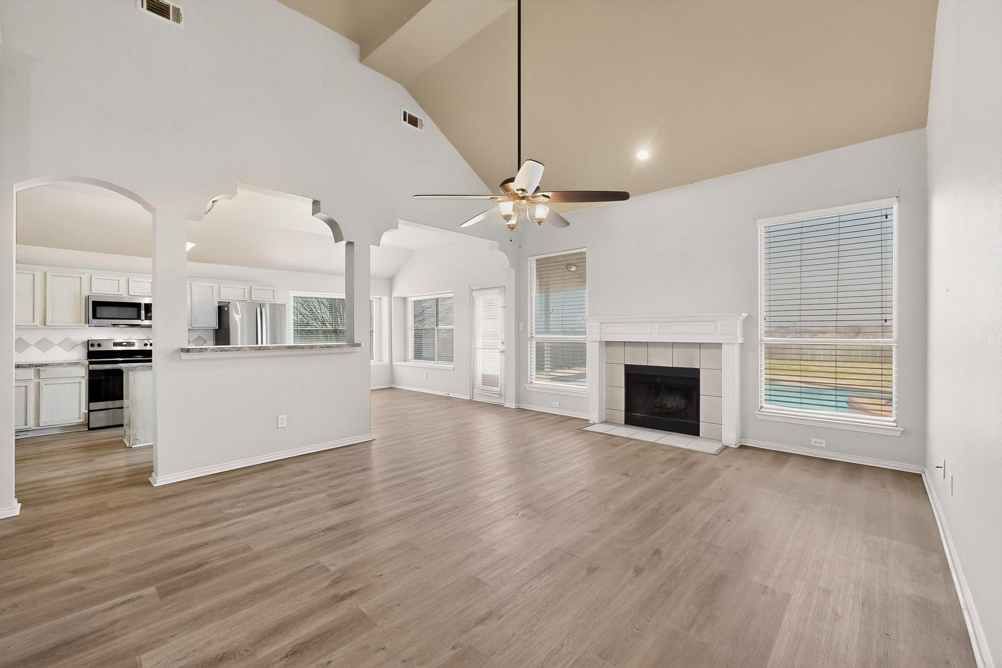 761 Meghann Lane Waxahachie TX 75167