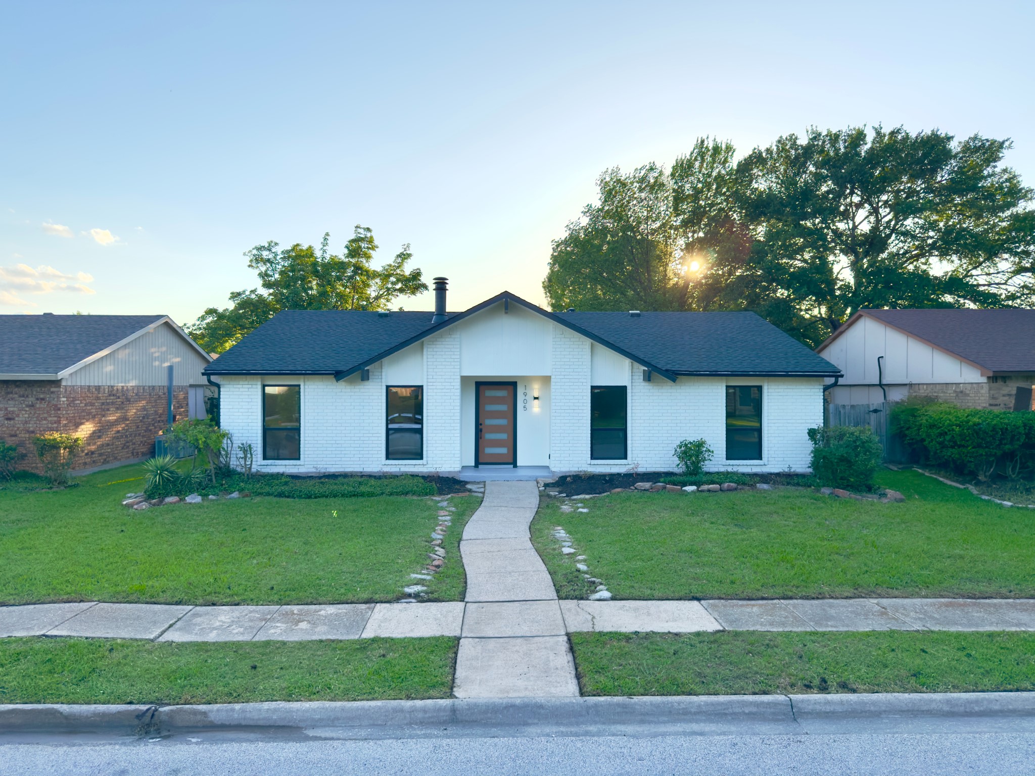 1905 Edna Smith Drive Garland TX 75040